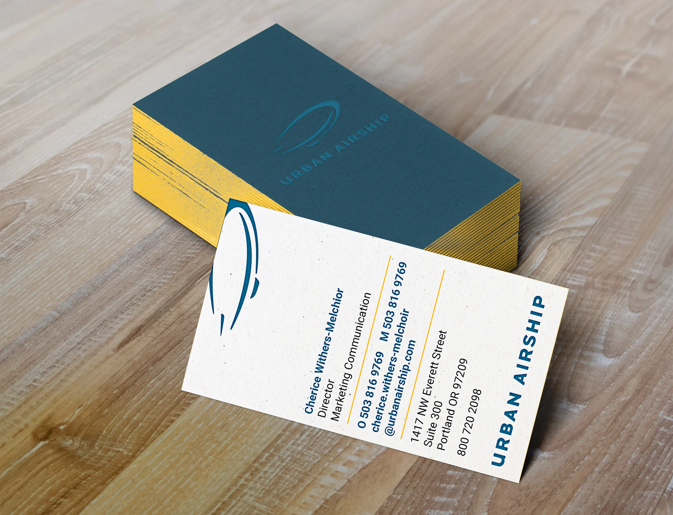LetterpressBusinessCardsMockUp_1.jpg