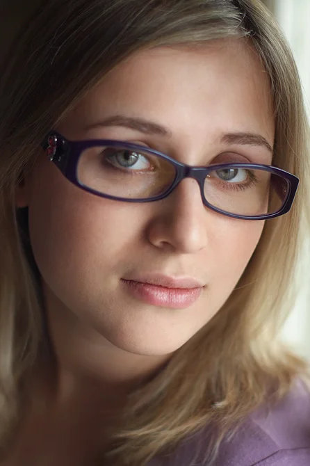 d - elena Ostromova.jpg