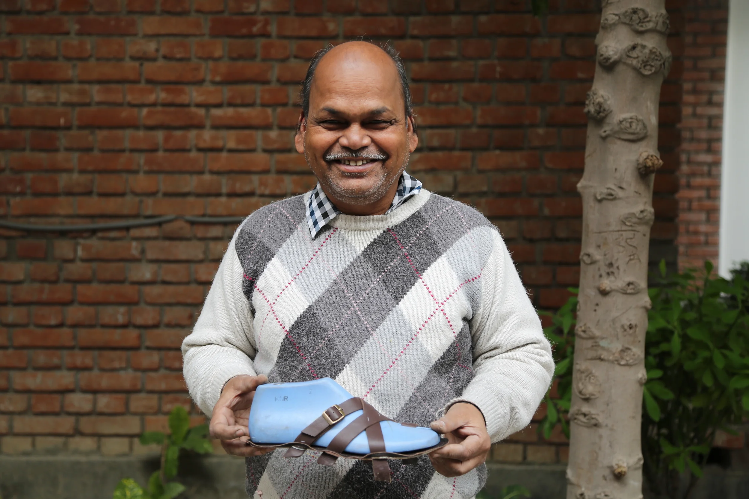 Meet Zafar, shoe lasting expert.