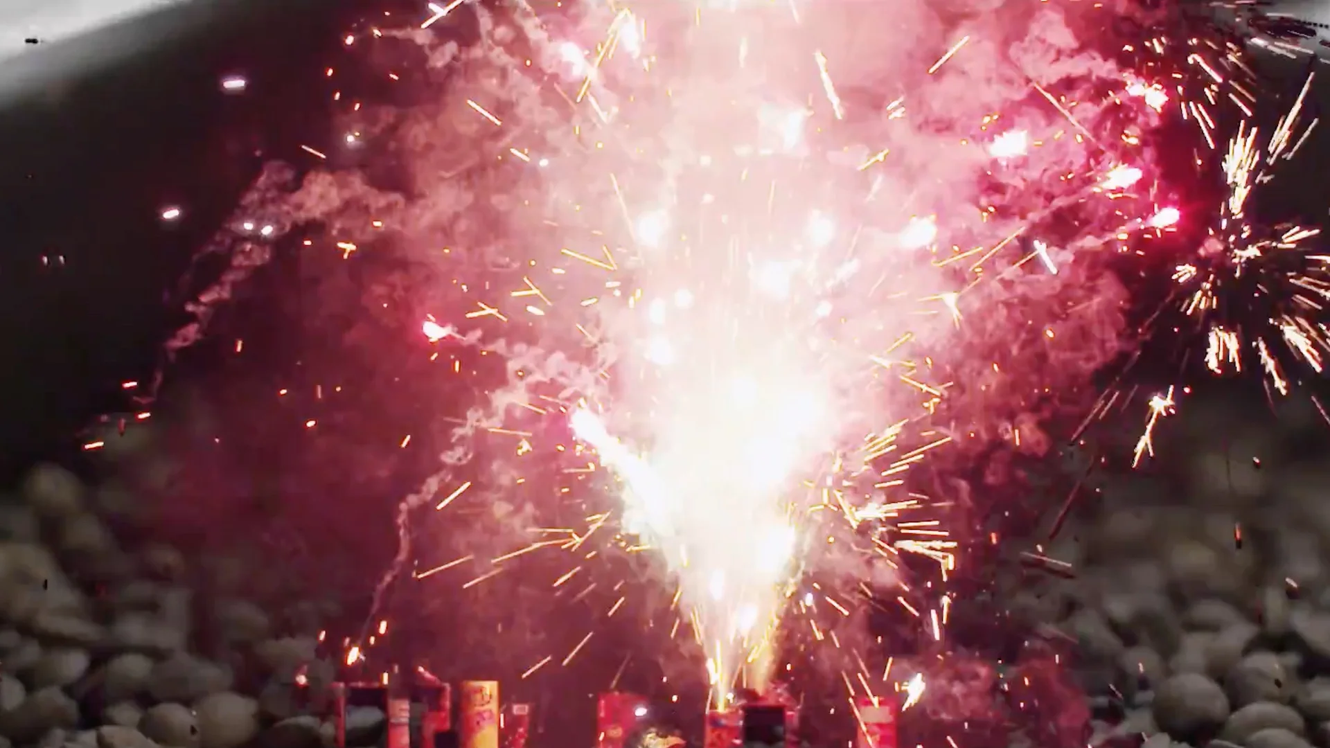 Motion Array: How to Make a Gradient Wipe Transition (Luma Wipe)