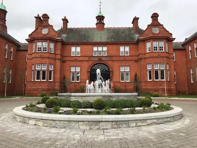 fountain1.jpg