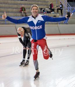 Frode i løssluppen glede. (Fotograf ukjent)