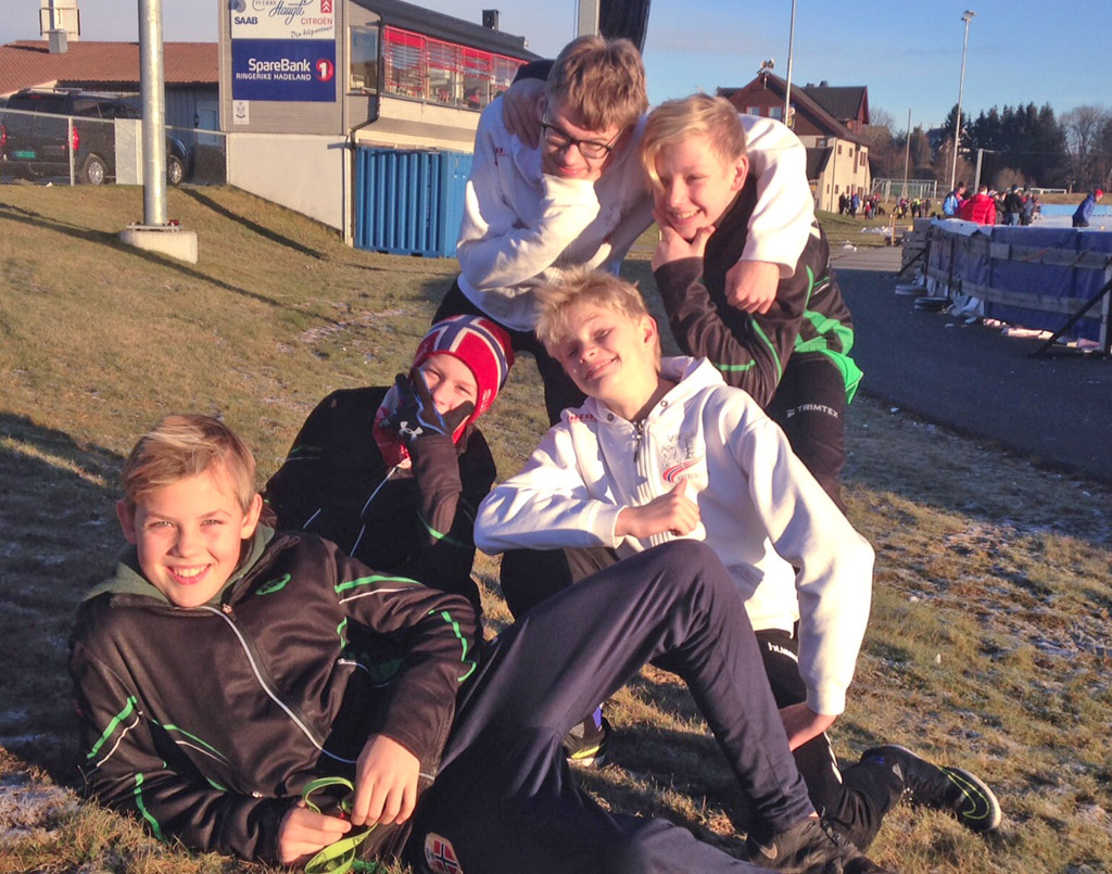 Jørgen, Viktor, Robin (Hol IL), Joren (Hol IL) og August (Foto: Gaute Andresen)