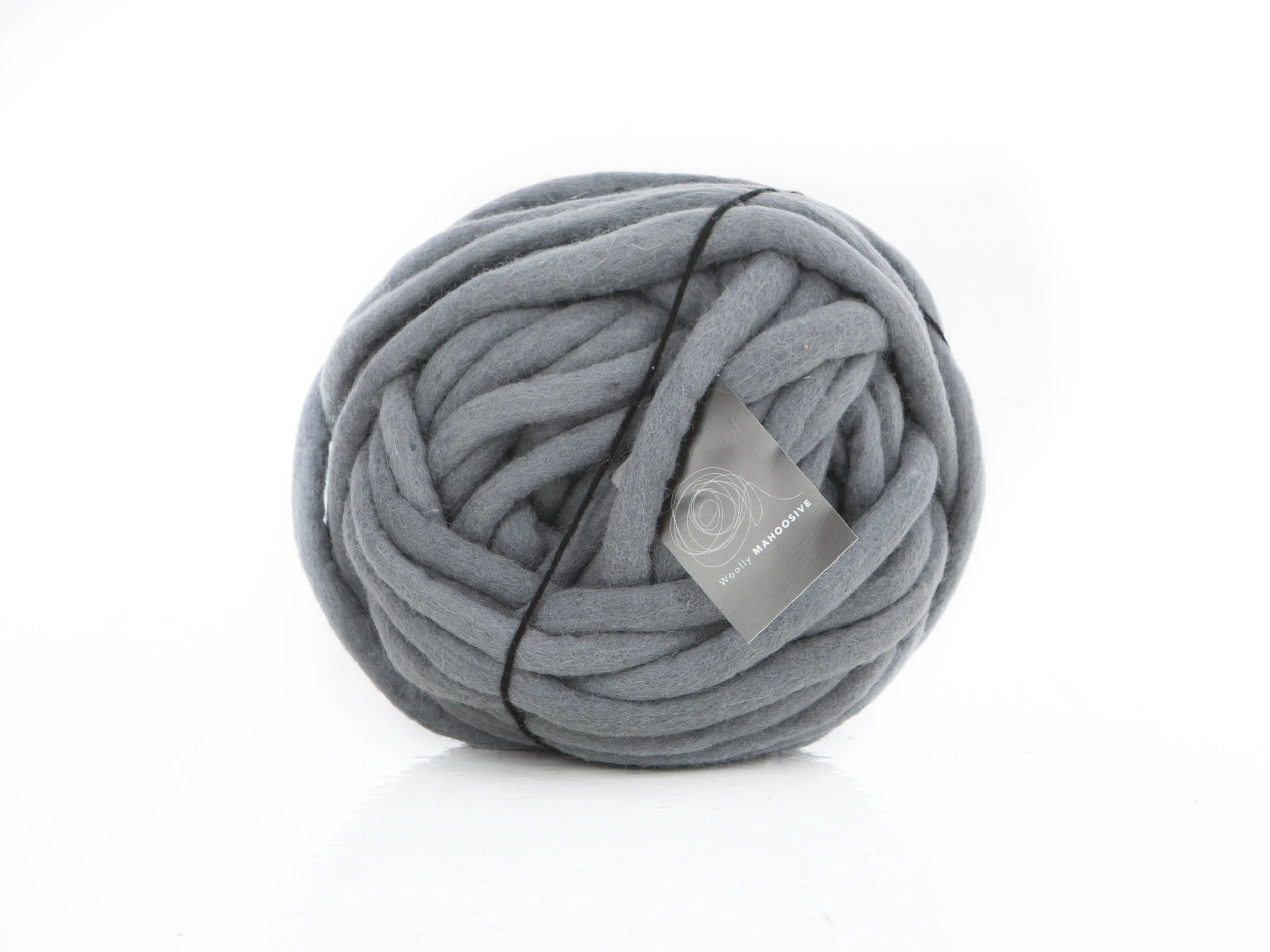 Pale grey extreme knitting giant yarn crochet blankets