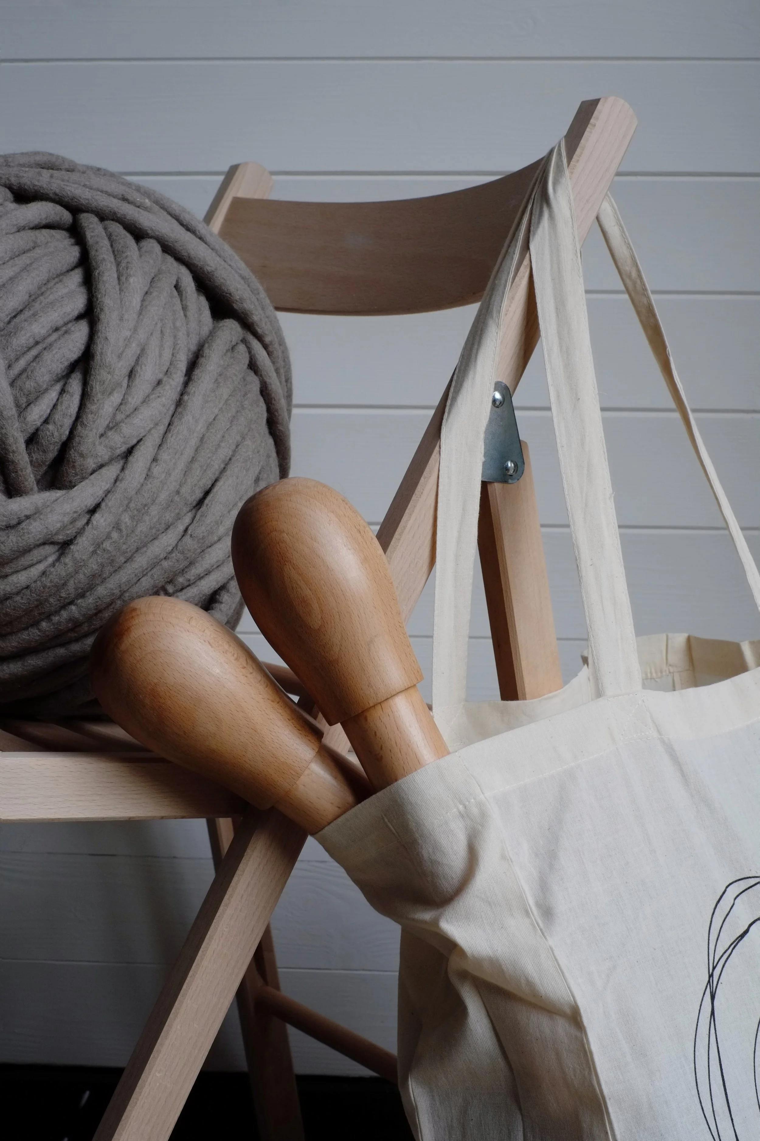 Giant knitting needles extrem felted merino