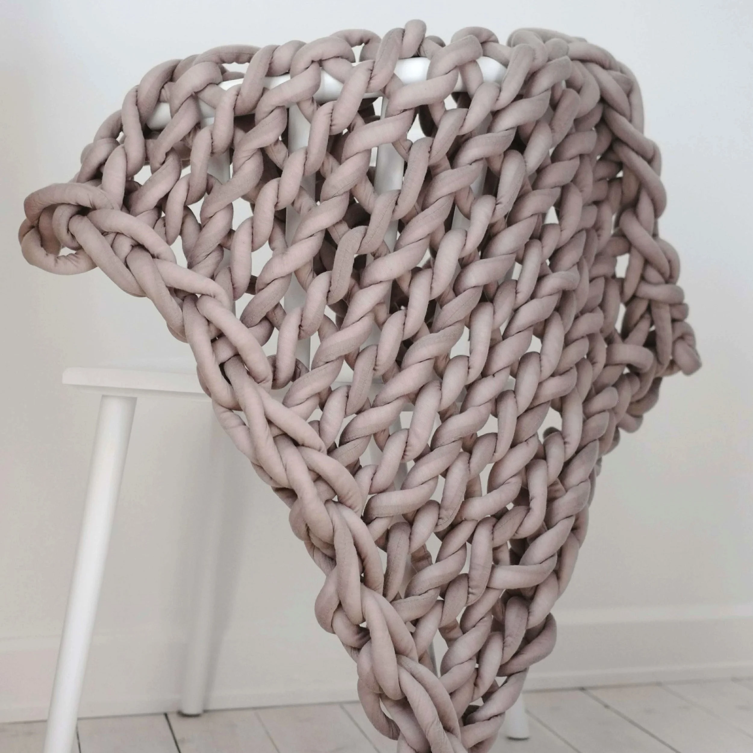 chunky knitted blanket