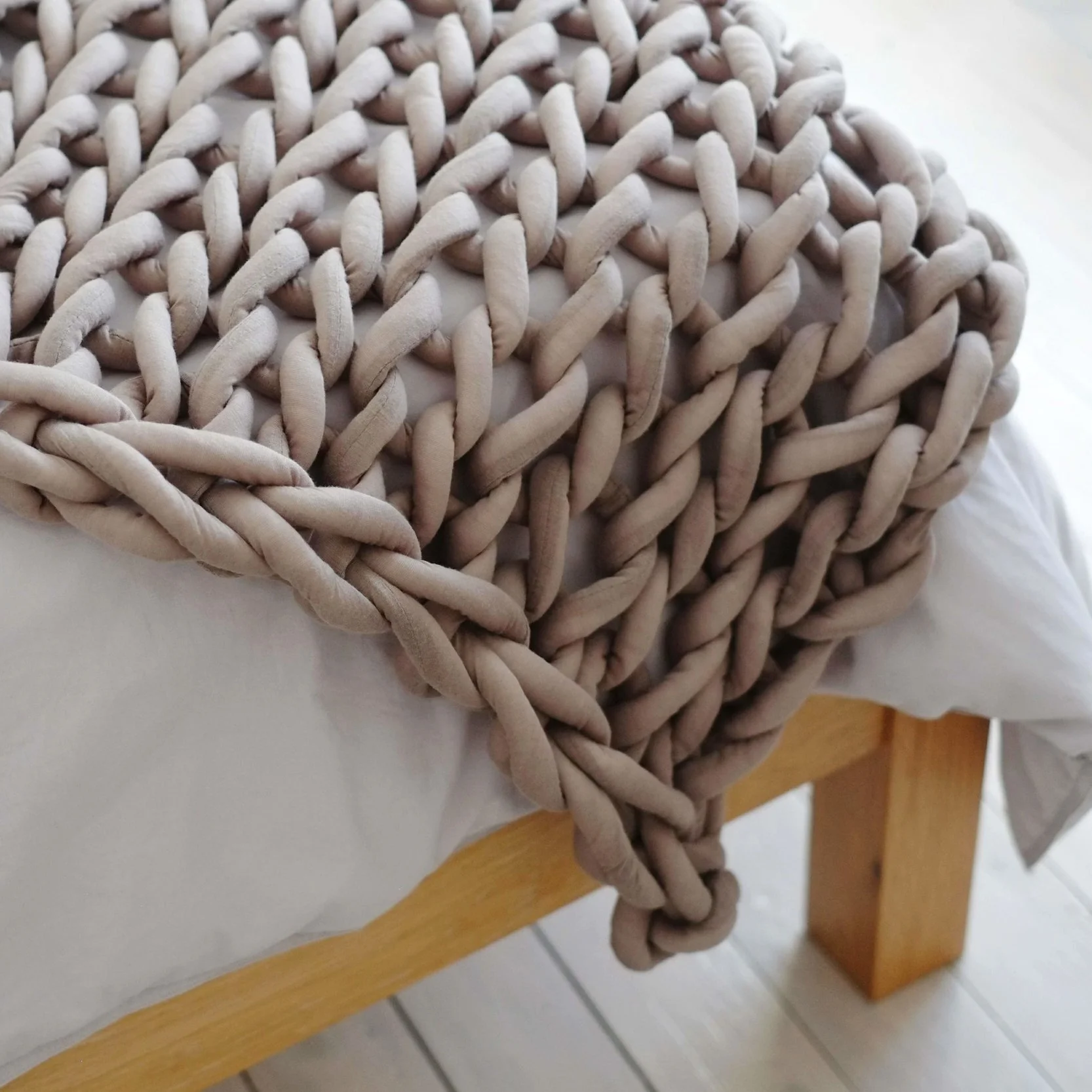 giant yarn for arm knitting