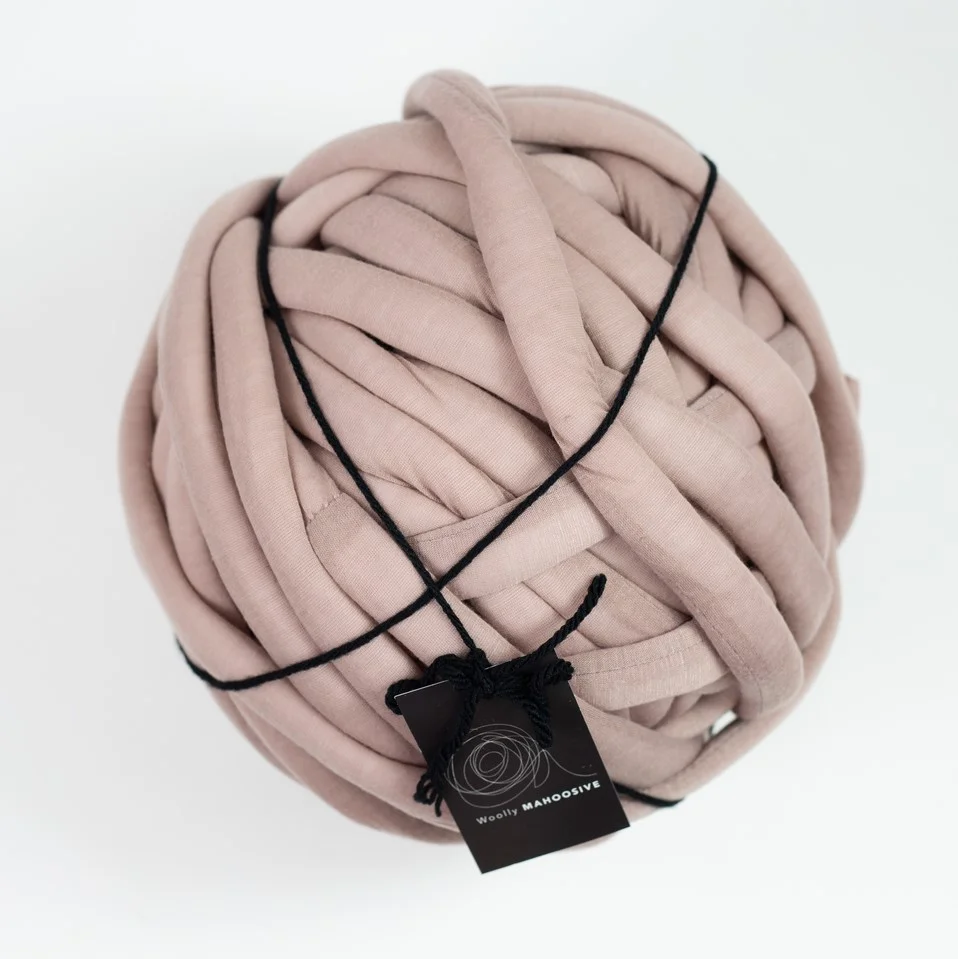 Ohhio stuffed tube yarn square.jpg