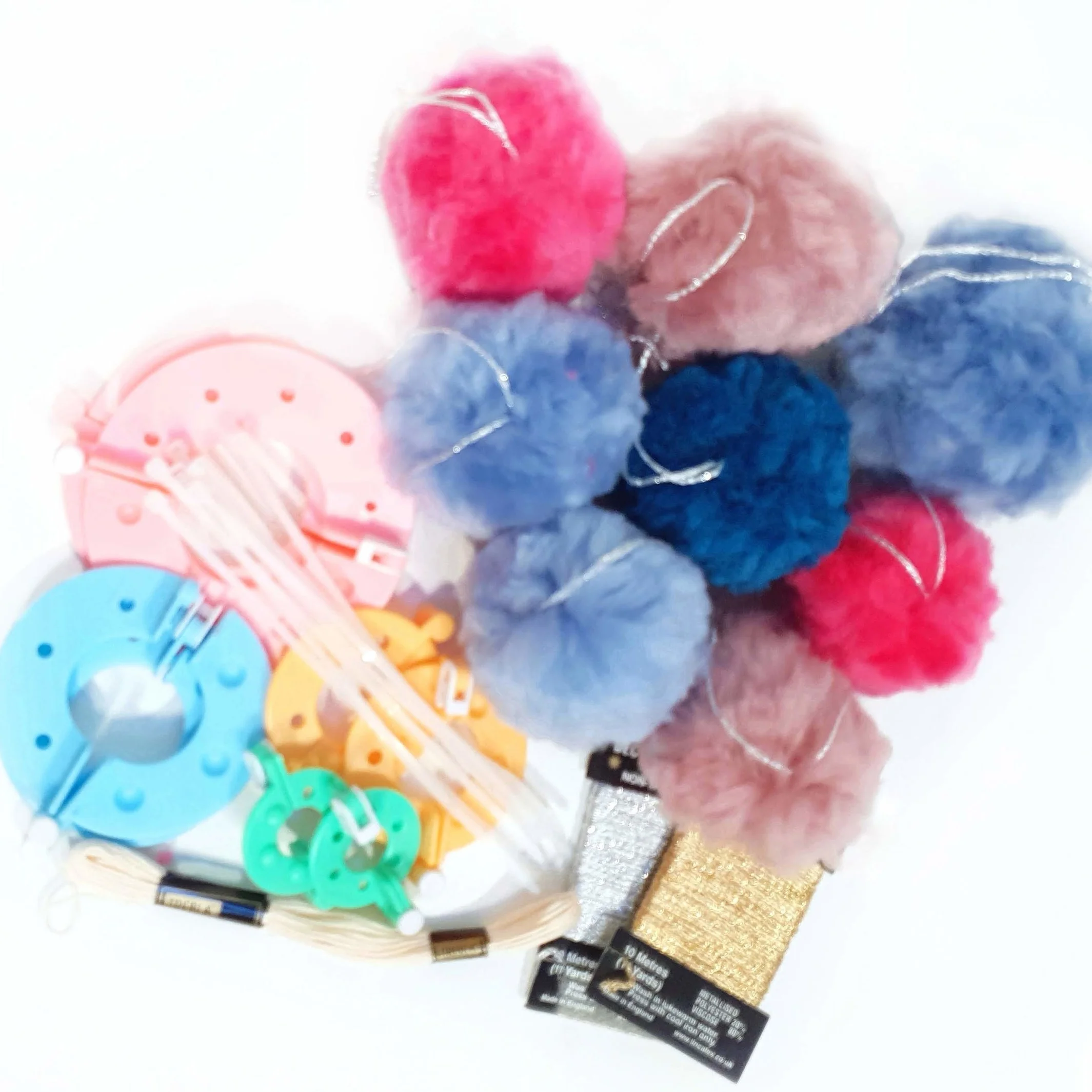 Multi+kit+pom+poms+make+50.jpg