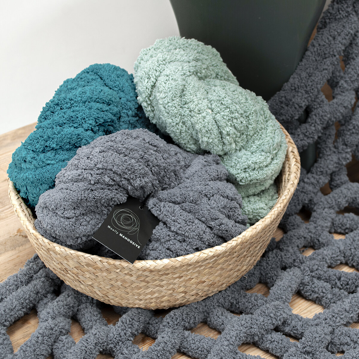 DDL&HEXI Super Chunky Chenille Yarn,Blanket Making Kit,Jumbo Knitting Yarn 250g per Bag 250G/8.8OZ/27YARDS/, 201 