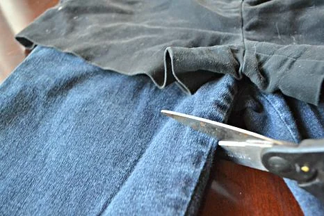  4. Wash your jeans if you want the frayed look at the hemline and you’ve got your own pair of cut-off jean shorts!