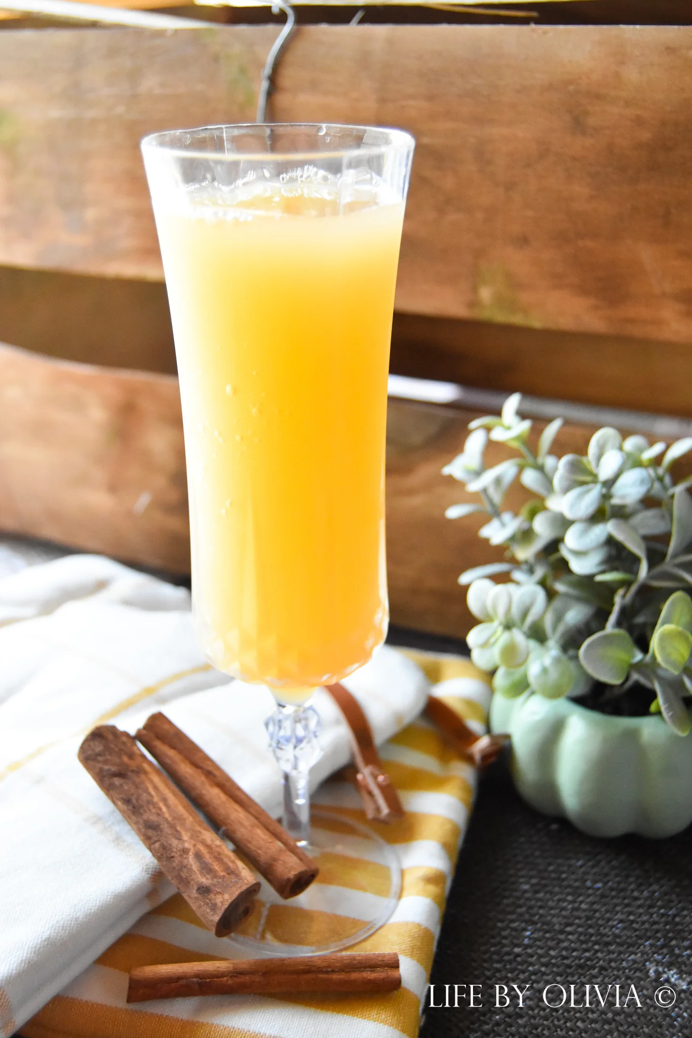 Spiced Pear Bellini 2.jpg