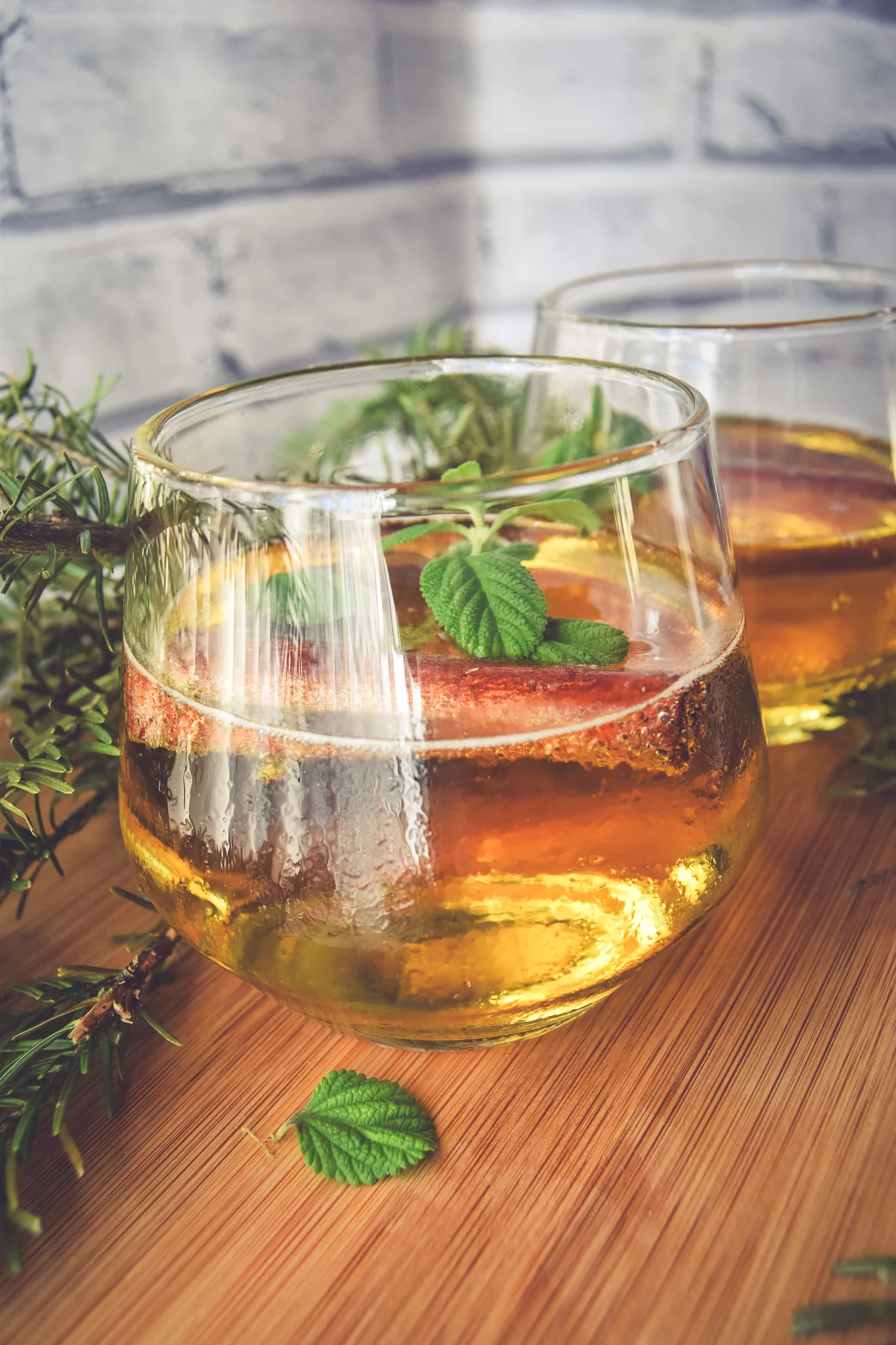 APPLE CINNAMON WHISKEY SMASH.jpg