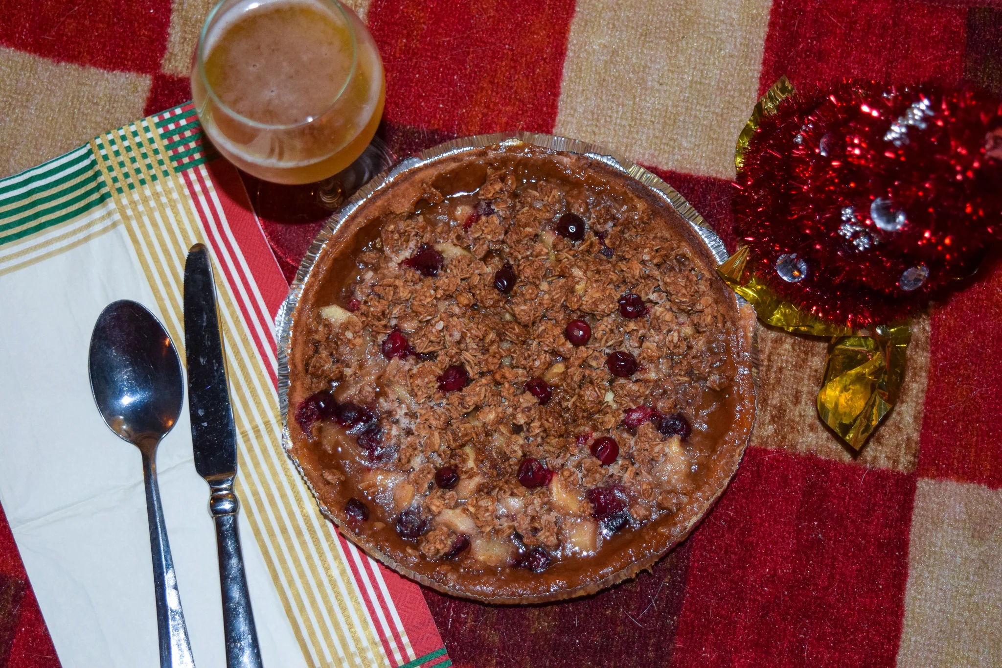 Apple Cranberry Pie 1.jpg