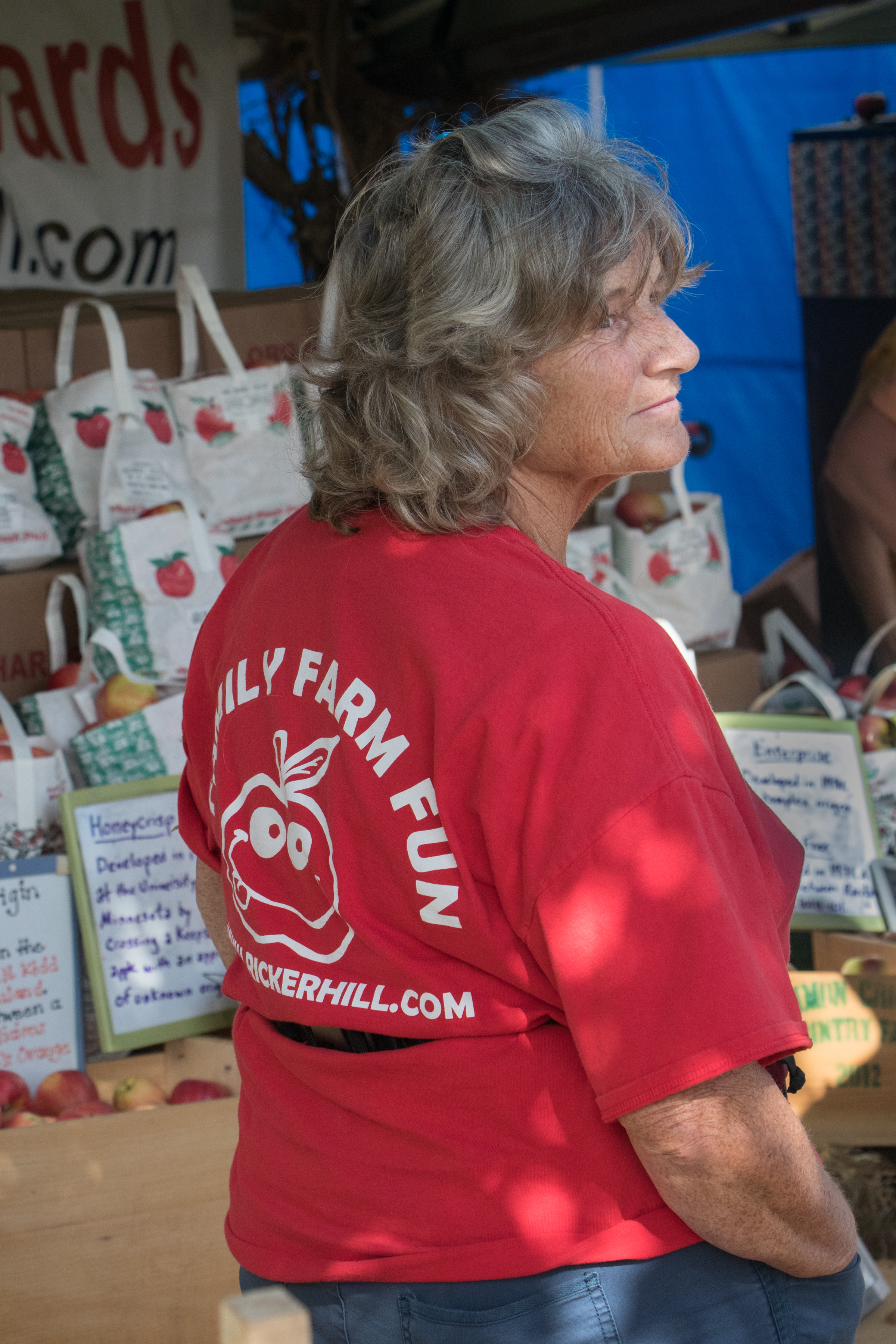 PeopleofMaine_applelady.jpg