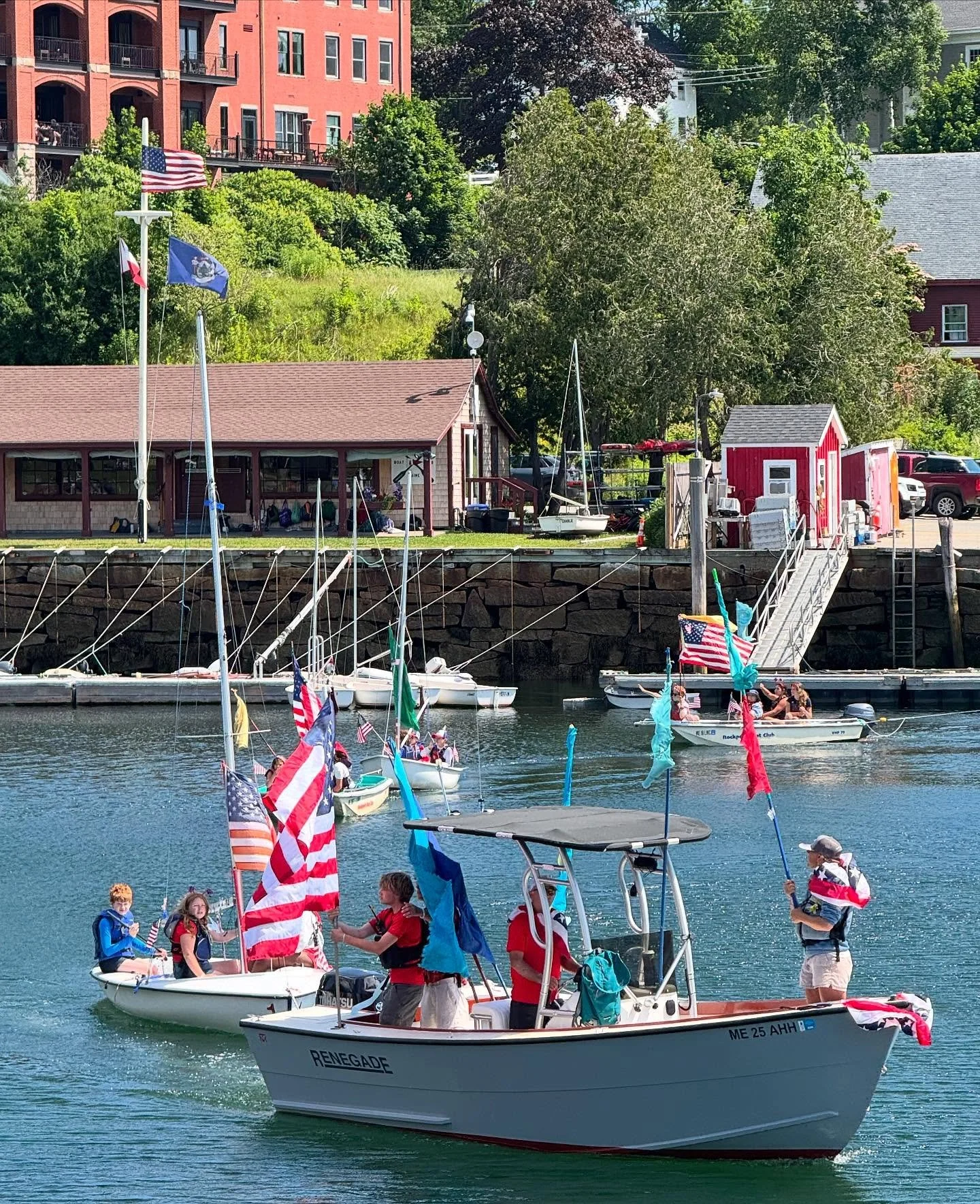 Happy 4th!  My favorite holiday. 🇺🇸🎇. A picture perfect day for yoga in the harbor this morning followed by a boat parade with Rockport Boat Club kids. 😊⛵️