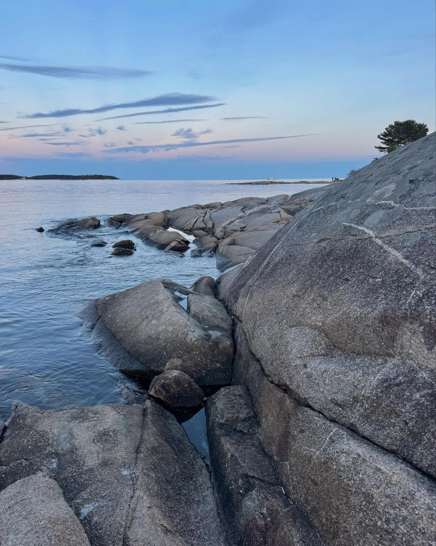 Sunset stroll around Clark Island