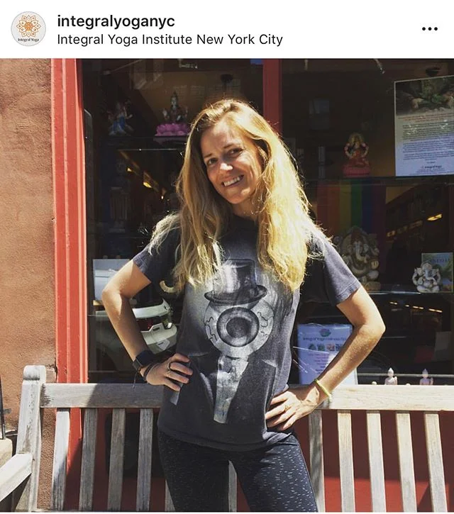 @annalodwicklove is leading a new yoga series at @integralyoganyc &ldquo;Yoga for People with Cancer: Practices, Strategies &amp; Community&rdquo; please spread the word to those in need. Furthermore, if you haven&rsquo;t been to Intergral Yoga, you 