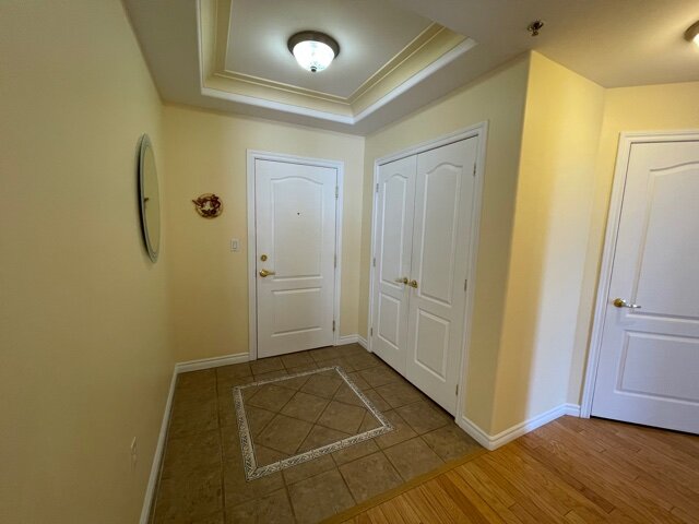 entrance2.jpg