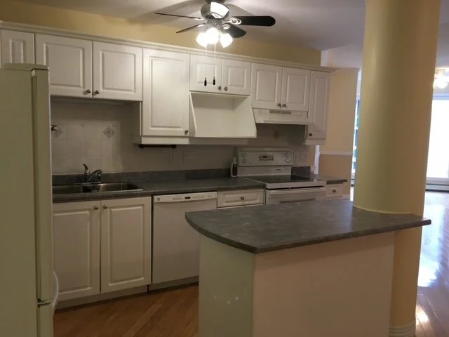 kitchrn4.JPG