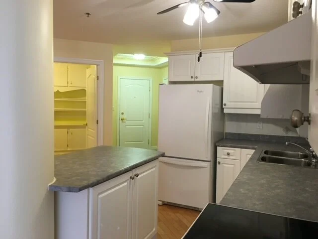 to entry.JPG
