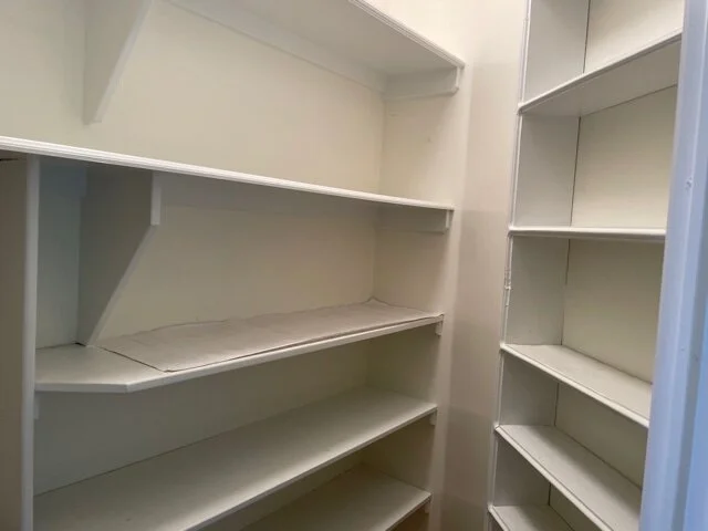 Pantry3.jpg