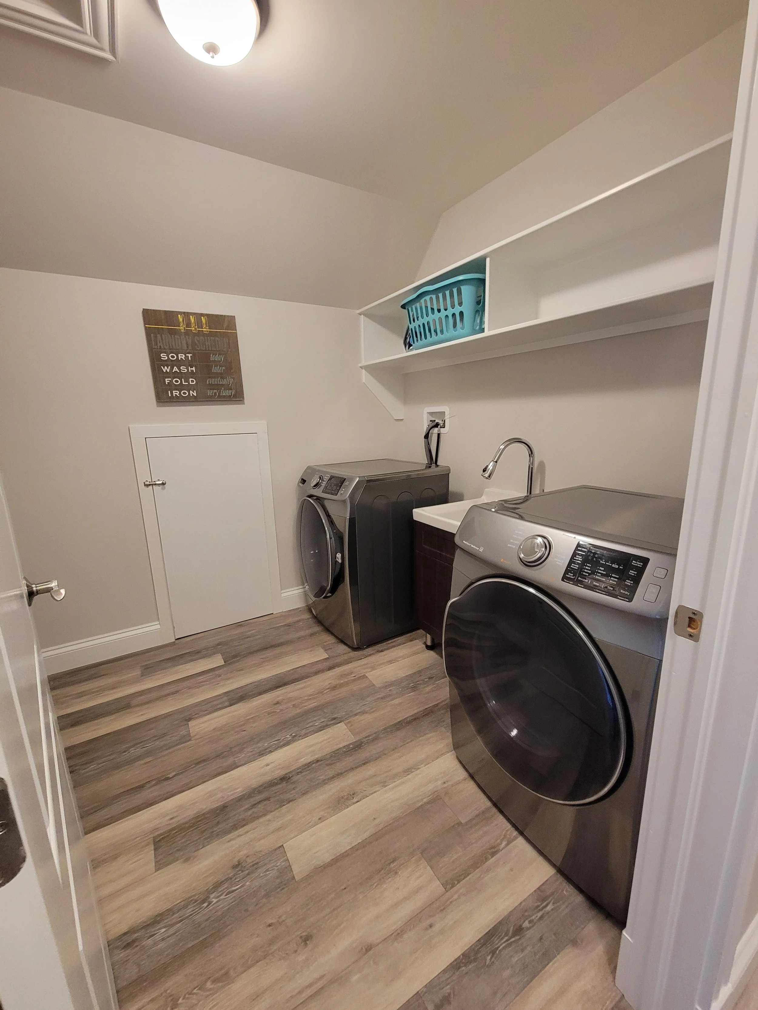 Laundry06.jpg
