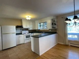 Kitchen_1638.jpeg