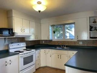 Kitchen_1641.jpeg