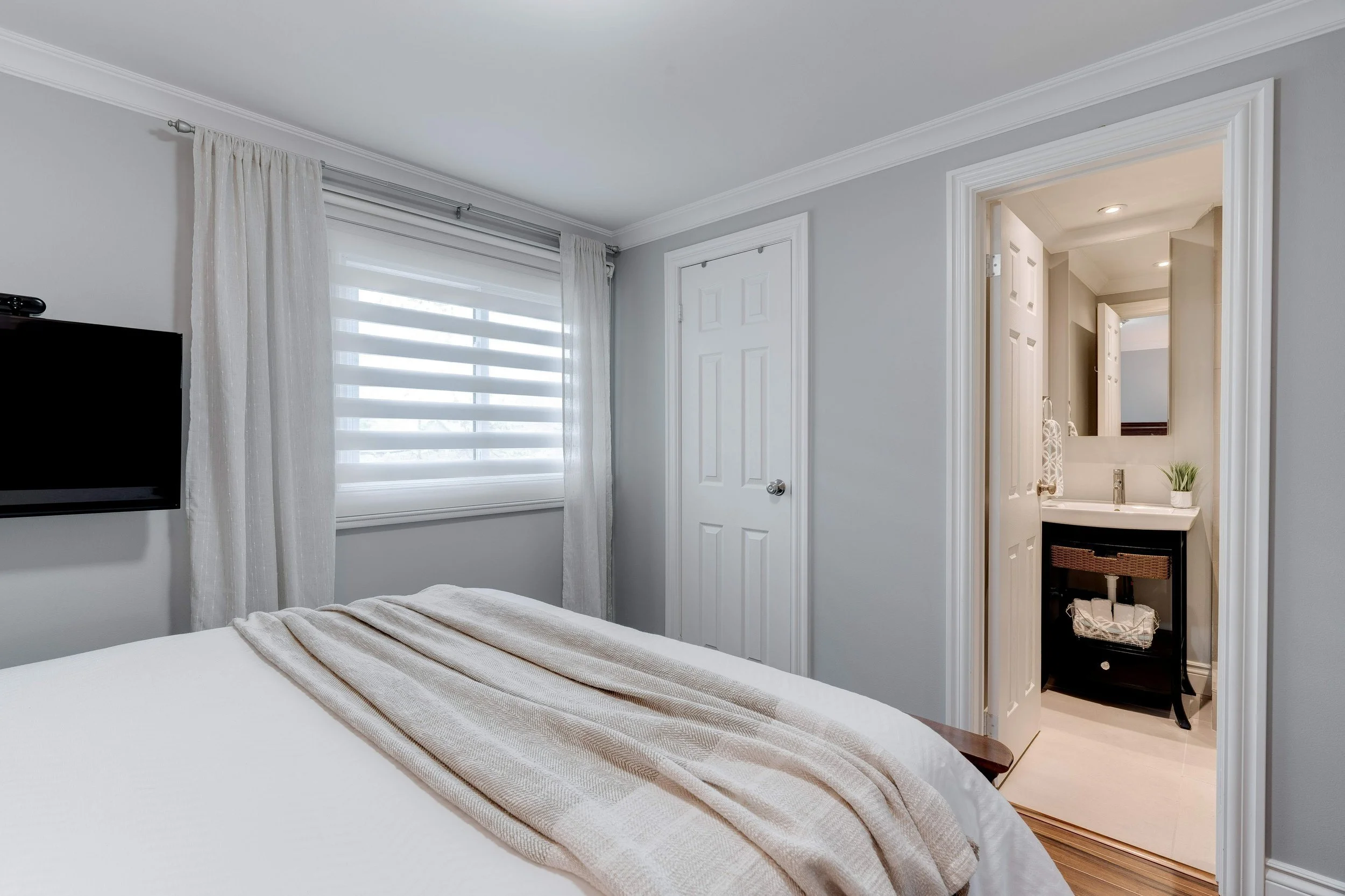 041-SECOND FLOOR-13.jpg