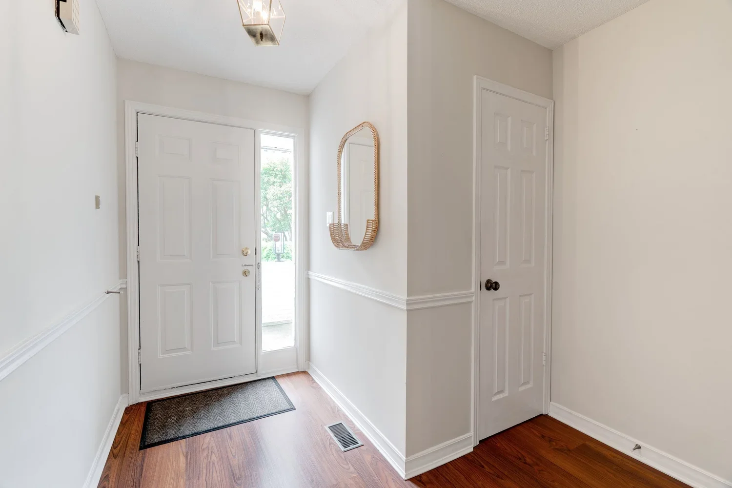 027-MAIN+FLOOR-22.webp