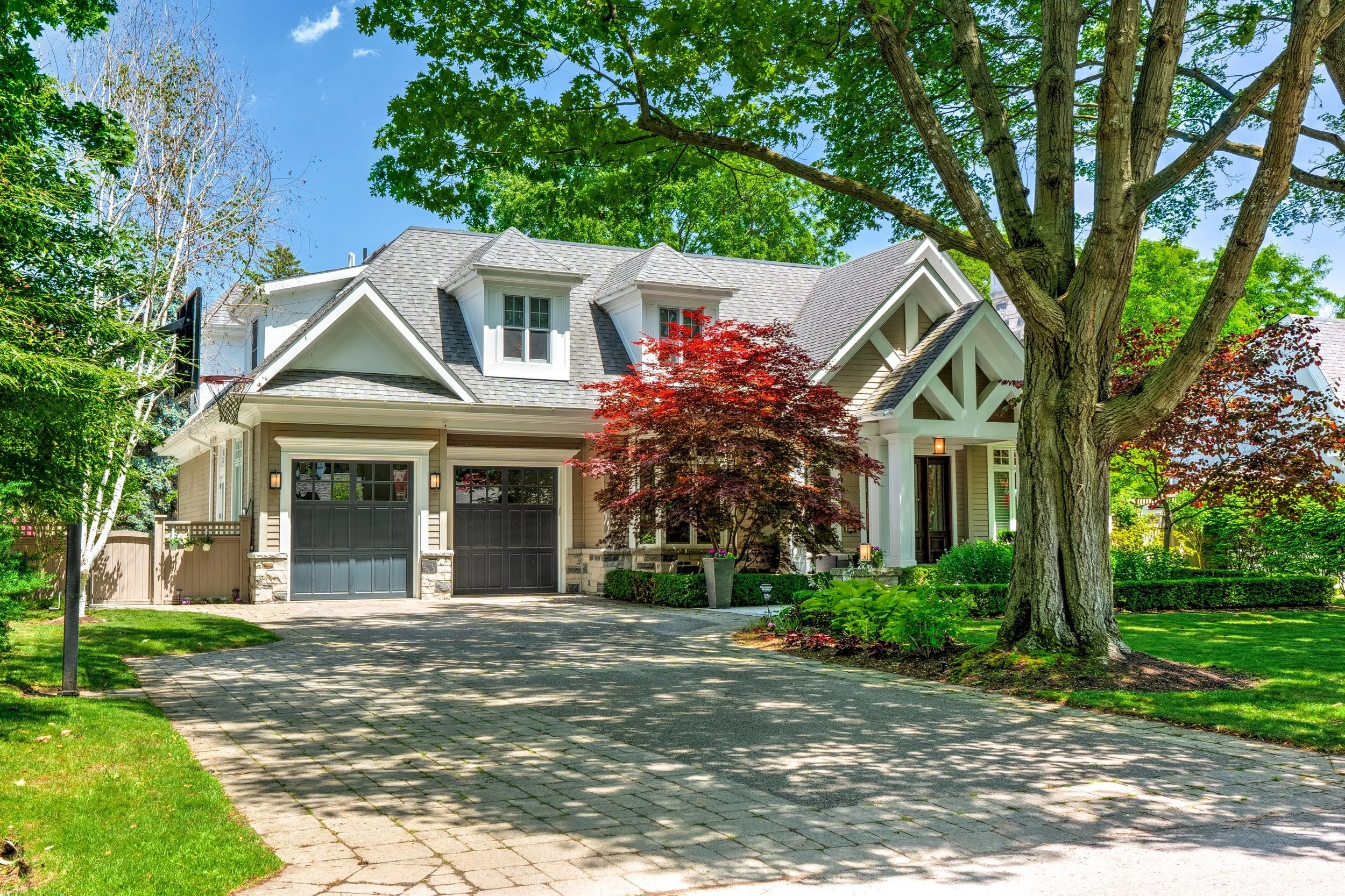 002-EXTERIOR FRONT-3.jpg