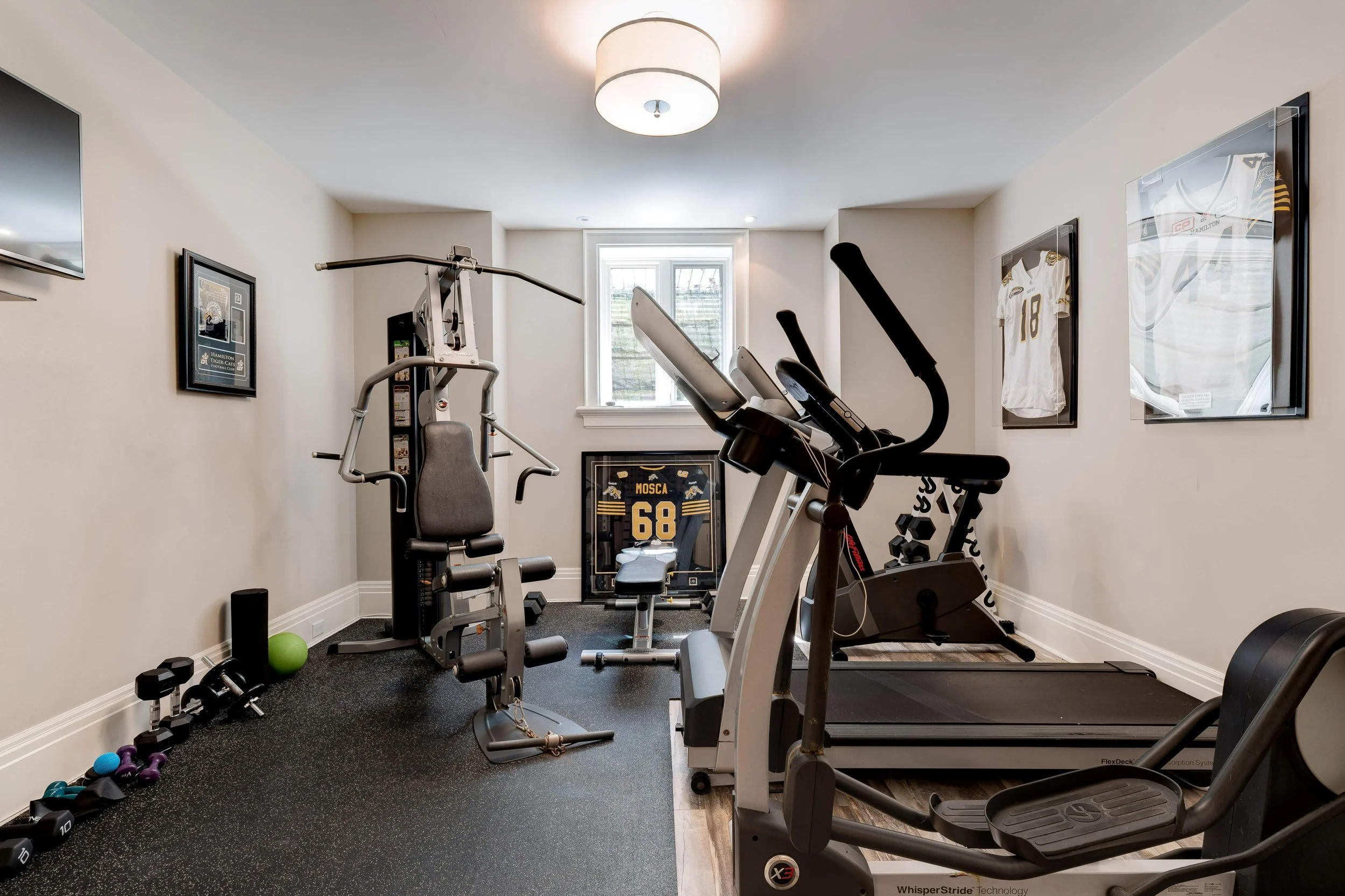 090-BASEMENT-5.jpg
