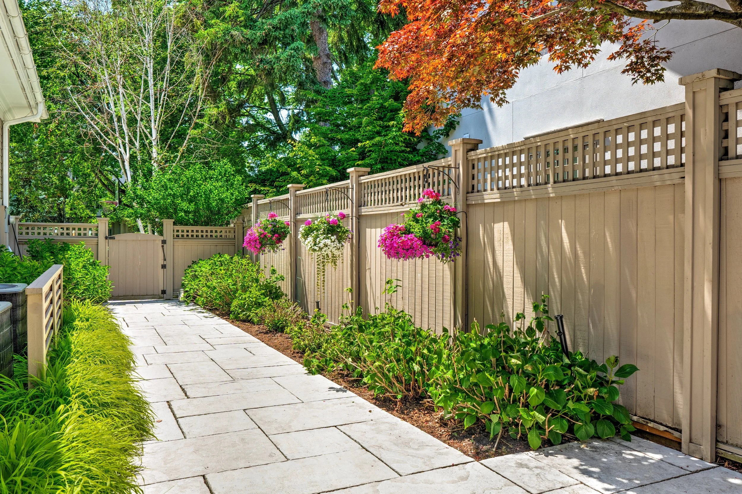 118-EXTERIOR BACK-19.jpg