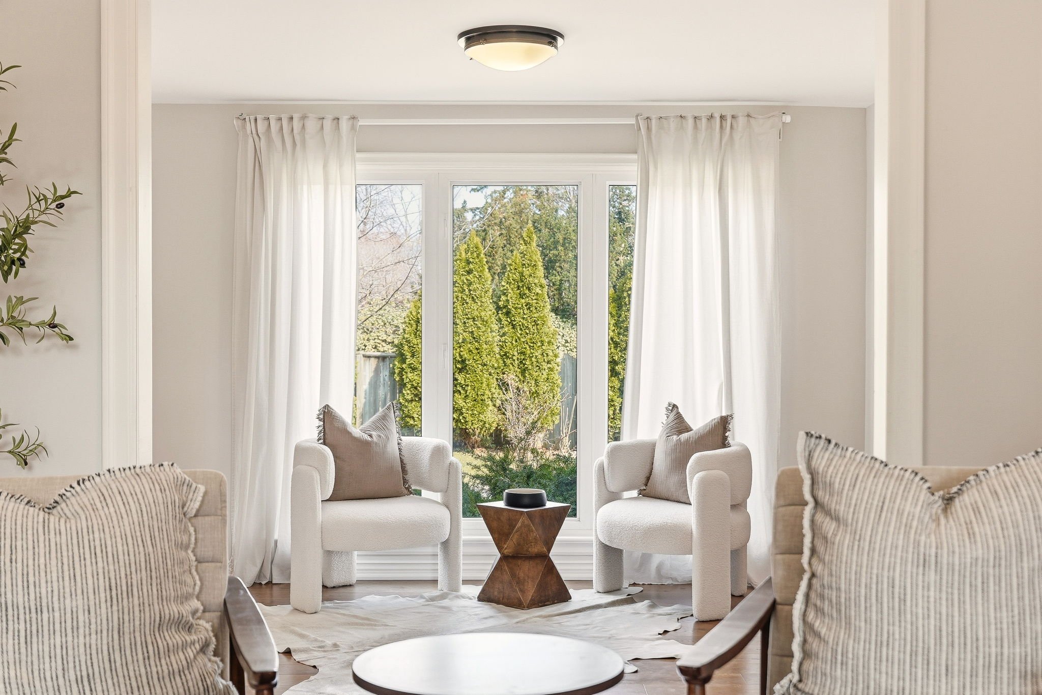 12-web-or-mls-MAIN FLOOR-8.jpg