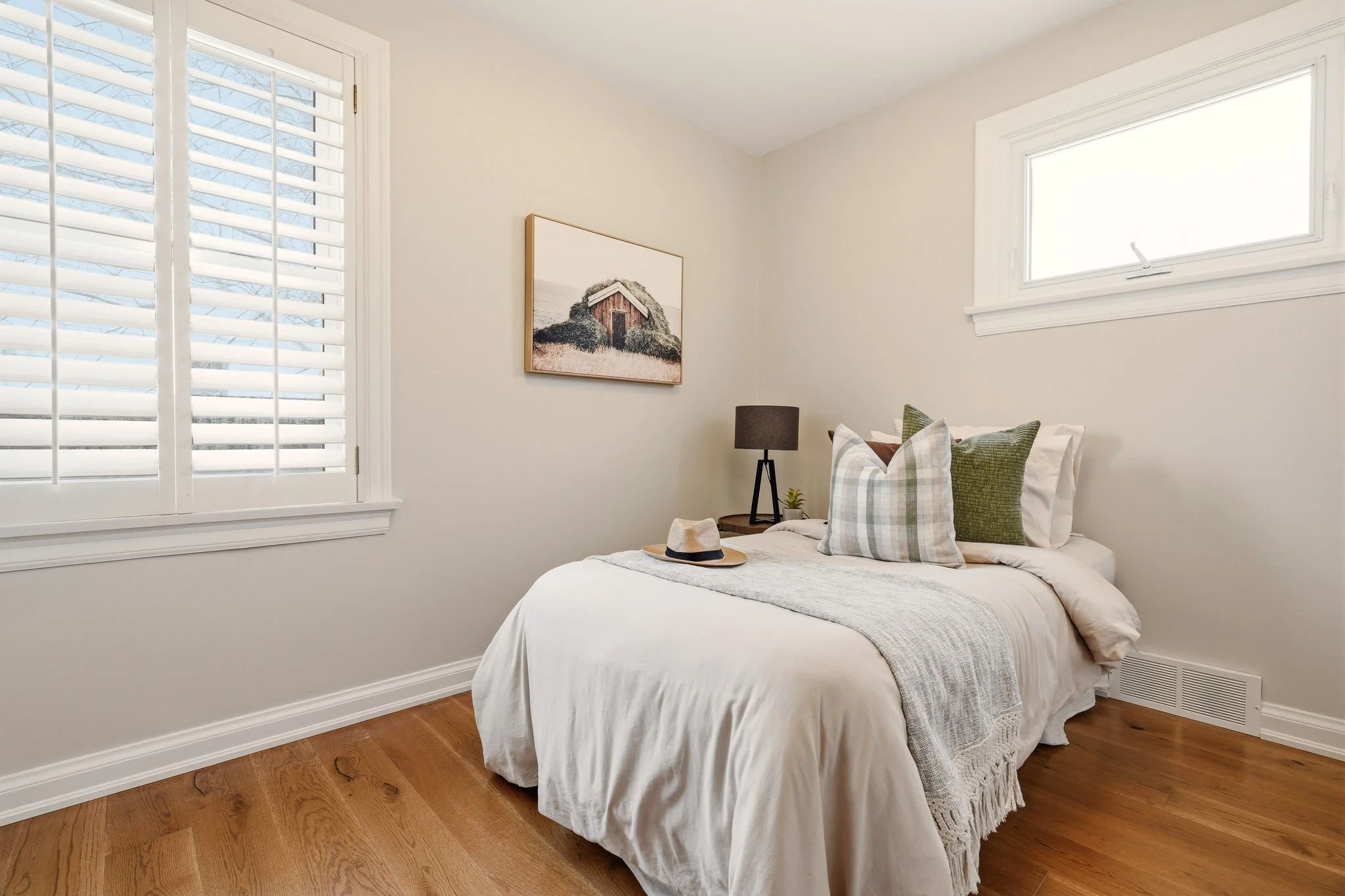 31-web-or-mls-MAIN FLOOR-31.jpg