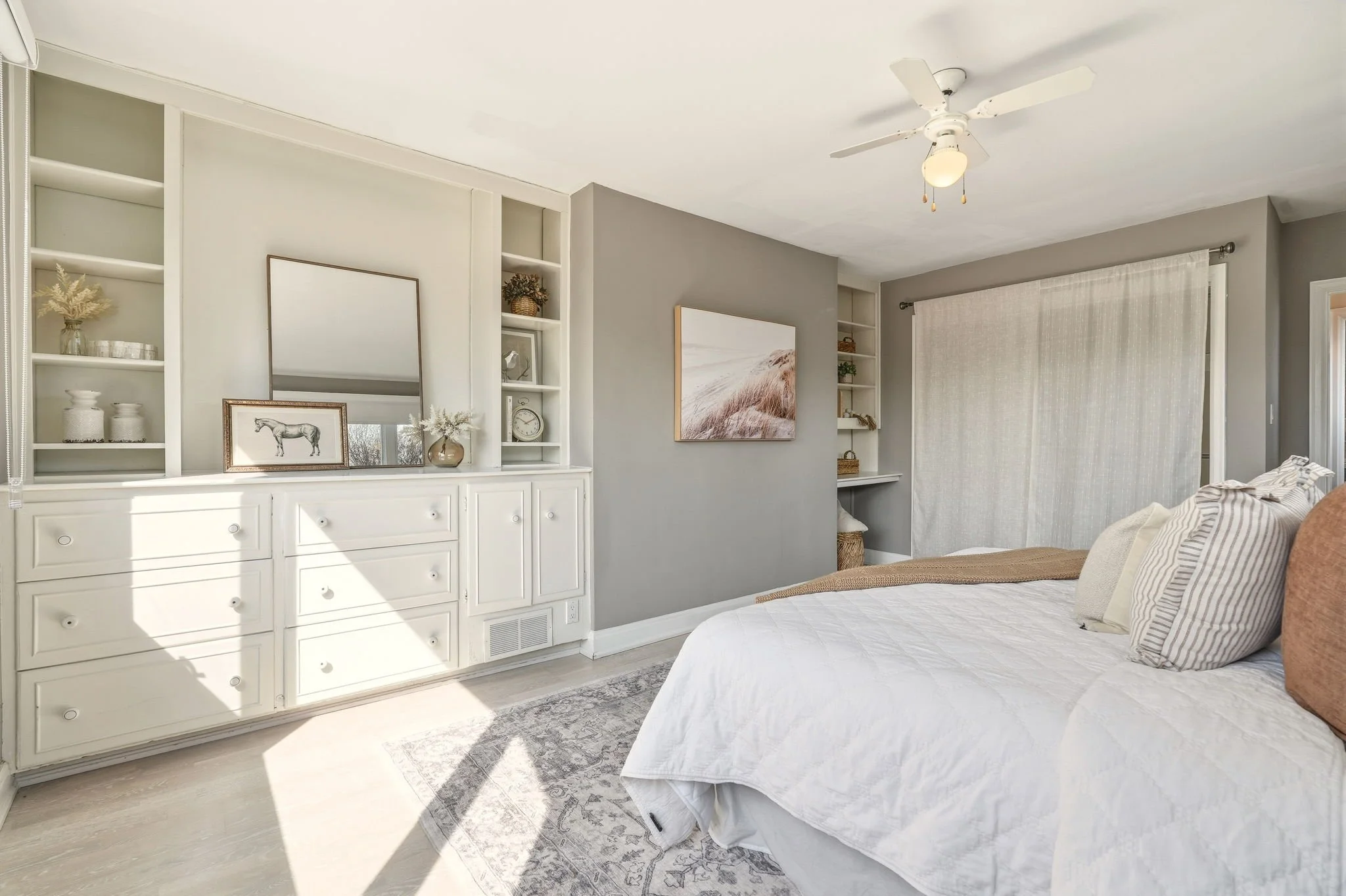 42-web-or-mls-SECOND FLOOR-9.jpg