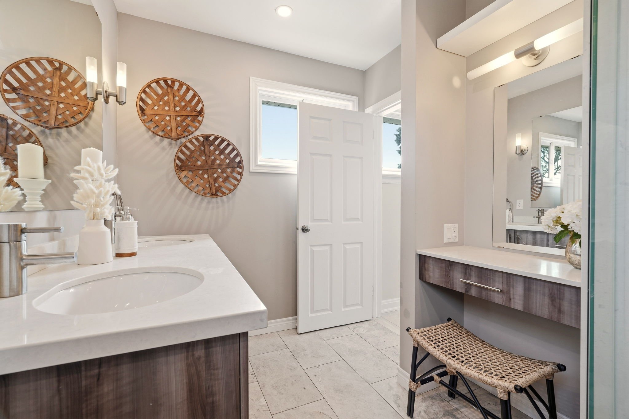 47-web-or-mls-SECOND FLOOR-4.jpg