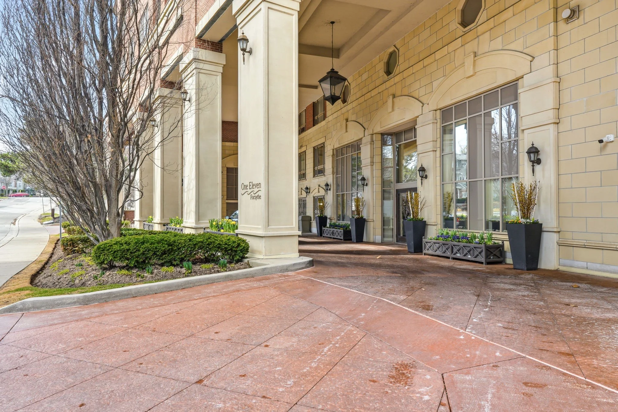 3-web-or-mls-EXTERIOR 111 FORSYTHE.jpg