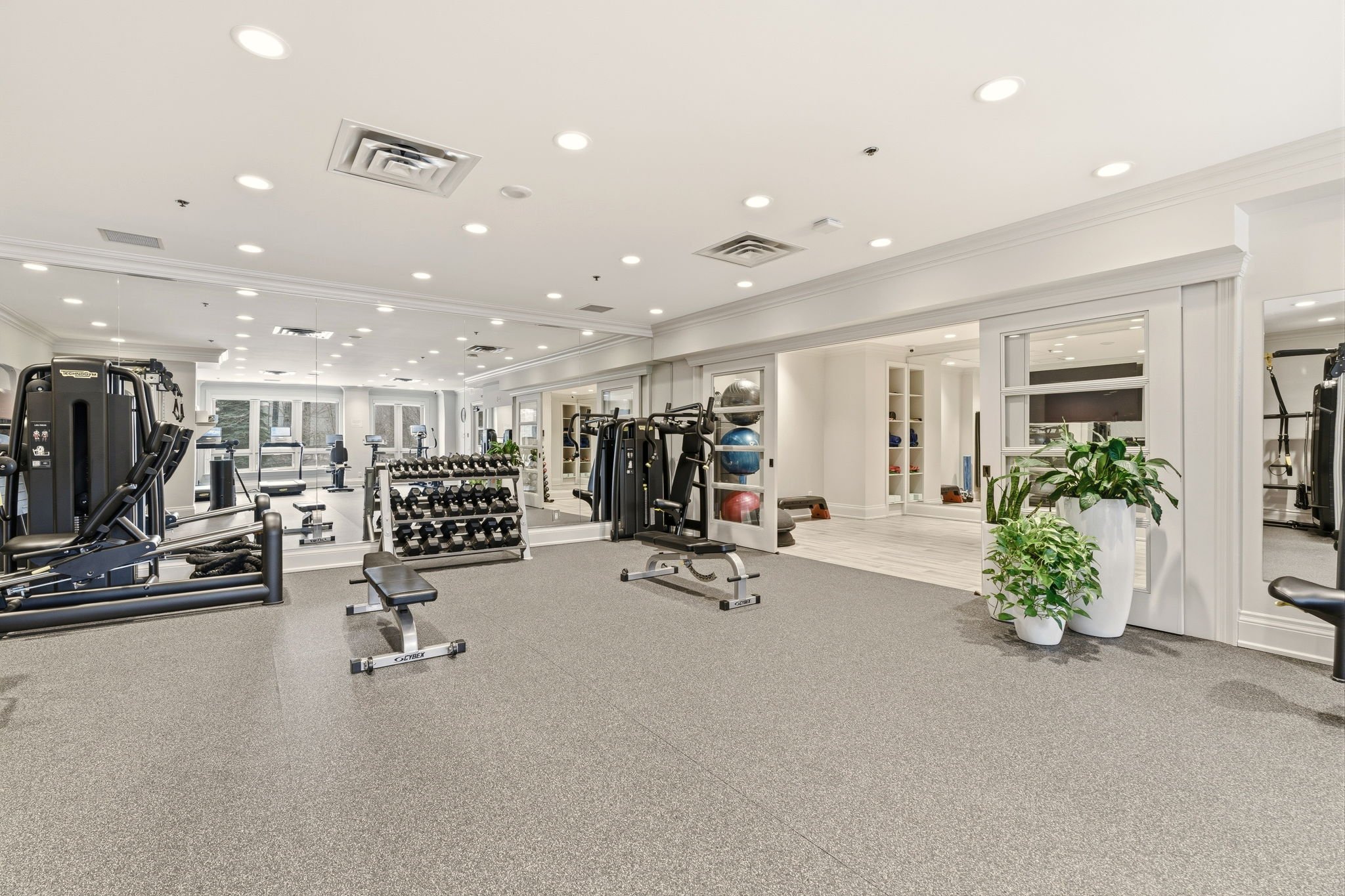 83-web-or-mls-AMENITIES-111 FORSYTHE-10.jpg