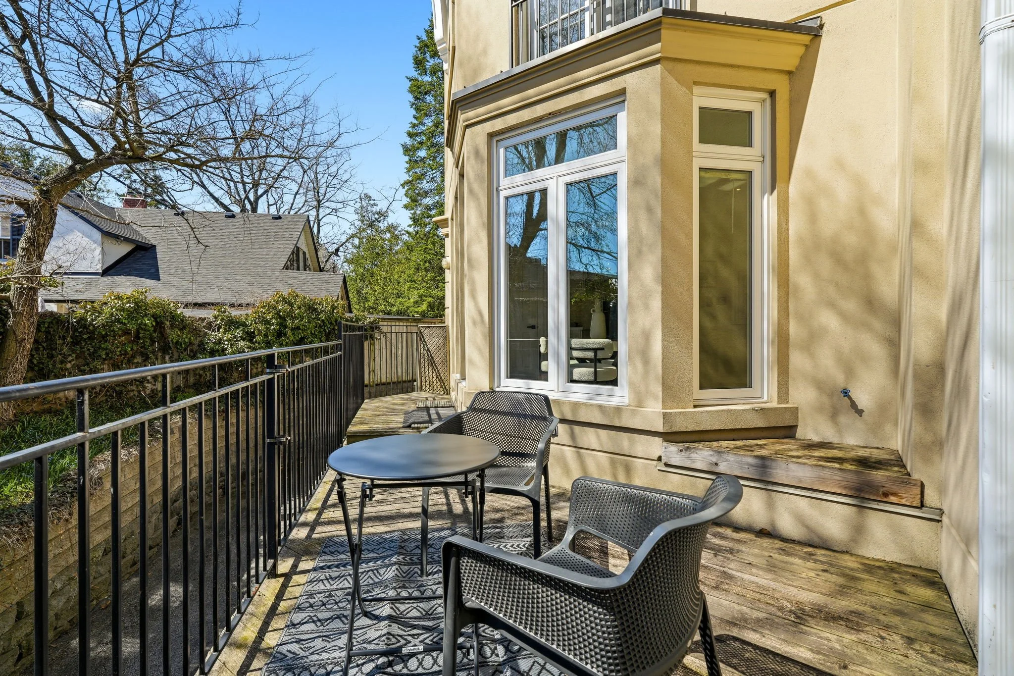 28-web-or-mls-MAIN FLOOR-15.jpg