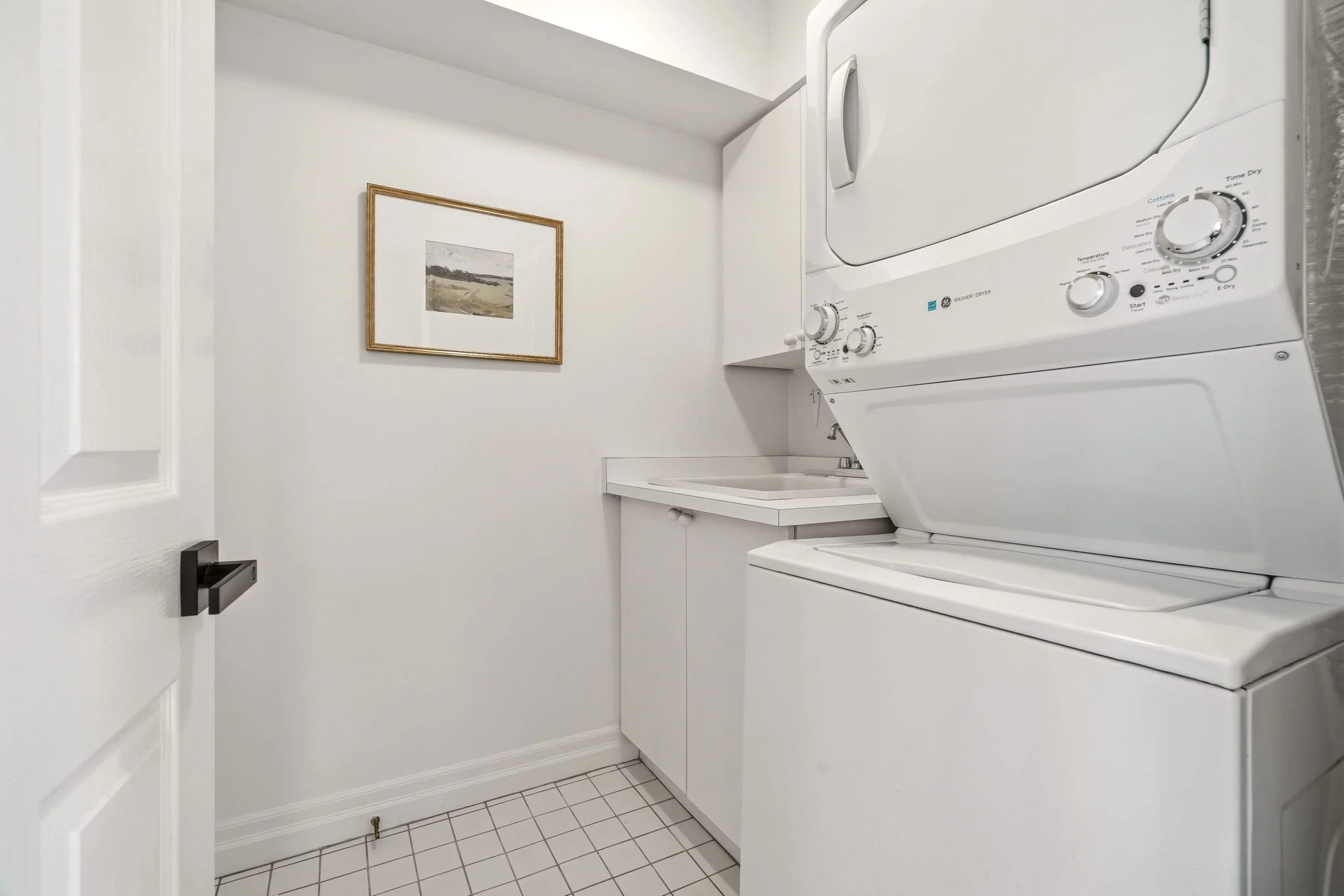 32-web-or-mls-SECOND FLOOR-5.jpg