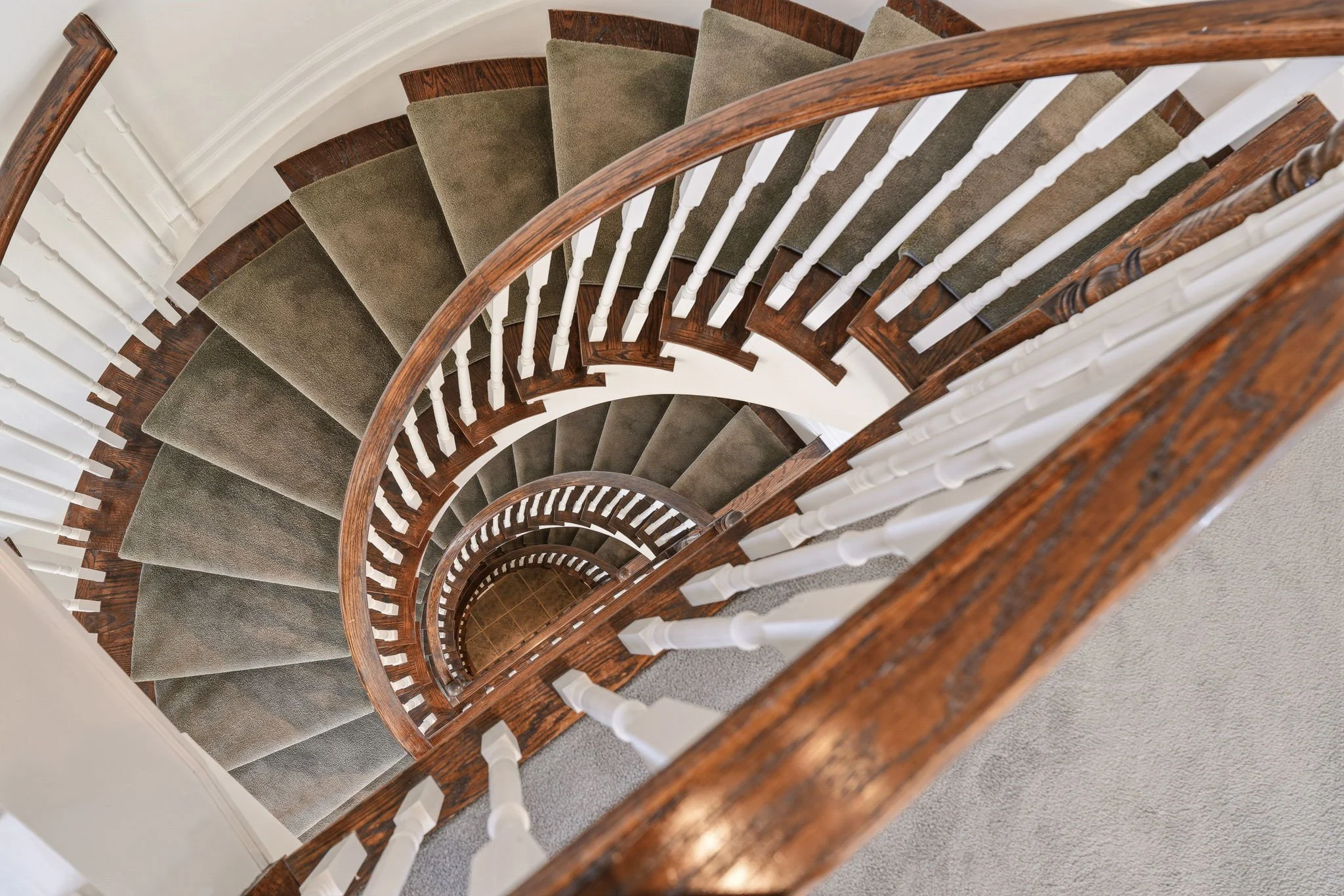 38-web-or-mls-THIRD FLOOR-2.jpg