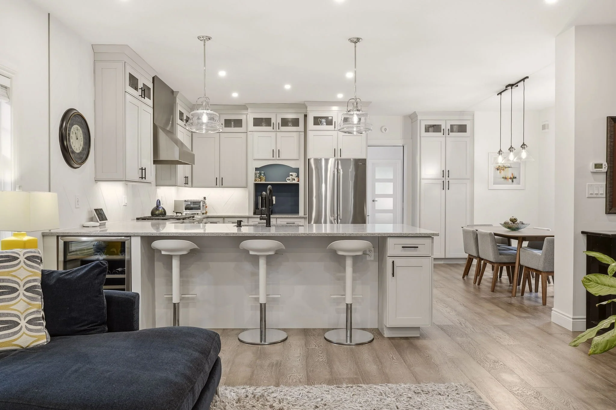 12-web-or-mls-MAIN FLOOR-9.jpg