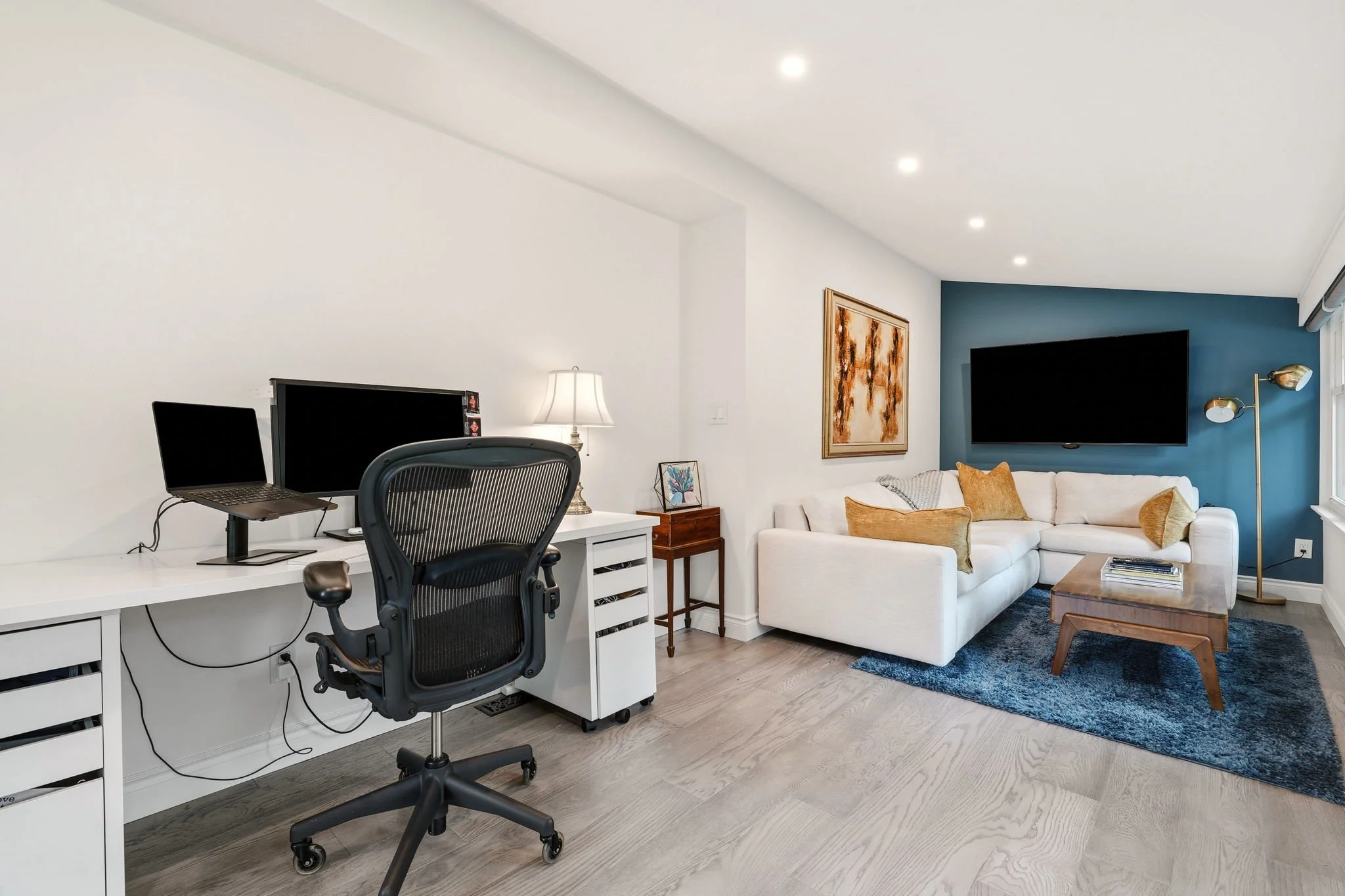 21-web-or-mls-MAIN FLOOR-18.jpg