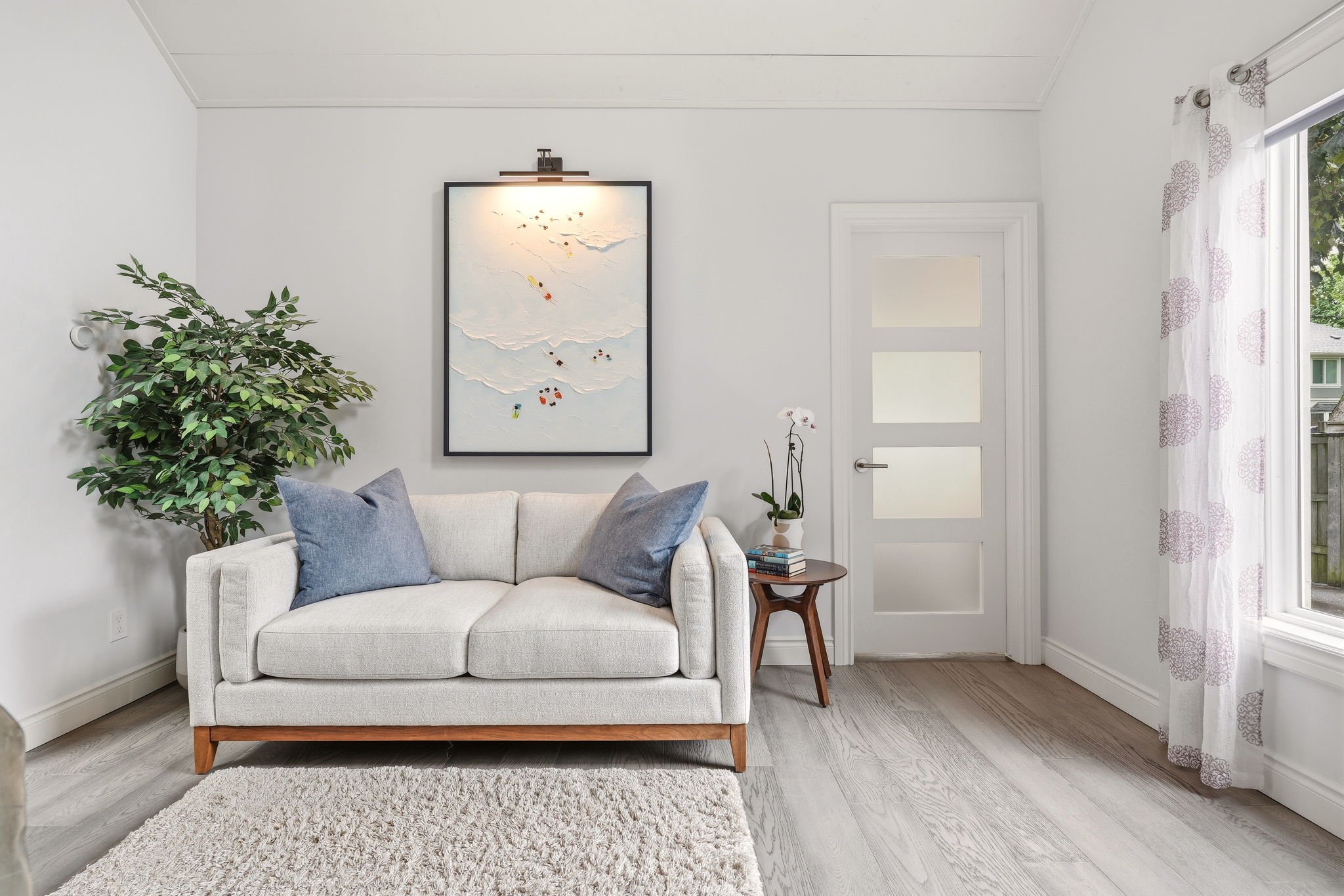 30-web-or-mls-MAIN FLOOR-27.jpg