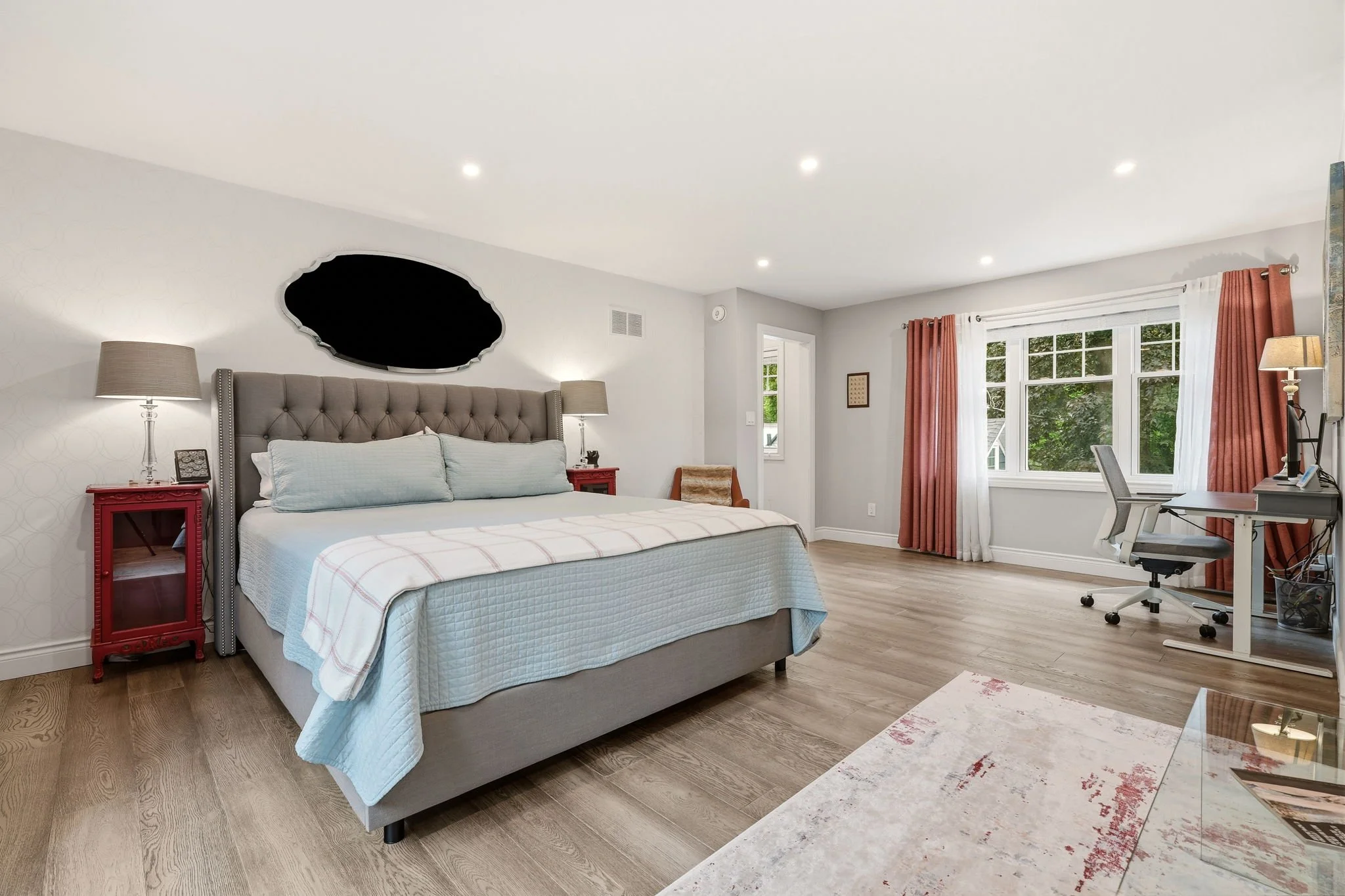36-web-or-mls-SECOND FLOOR-5.jpg