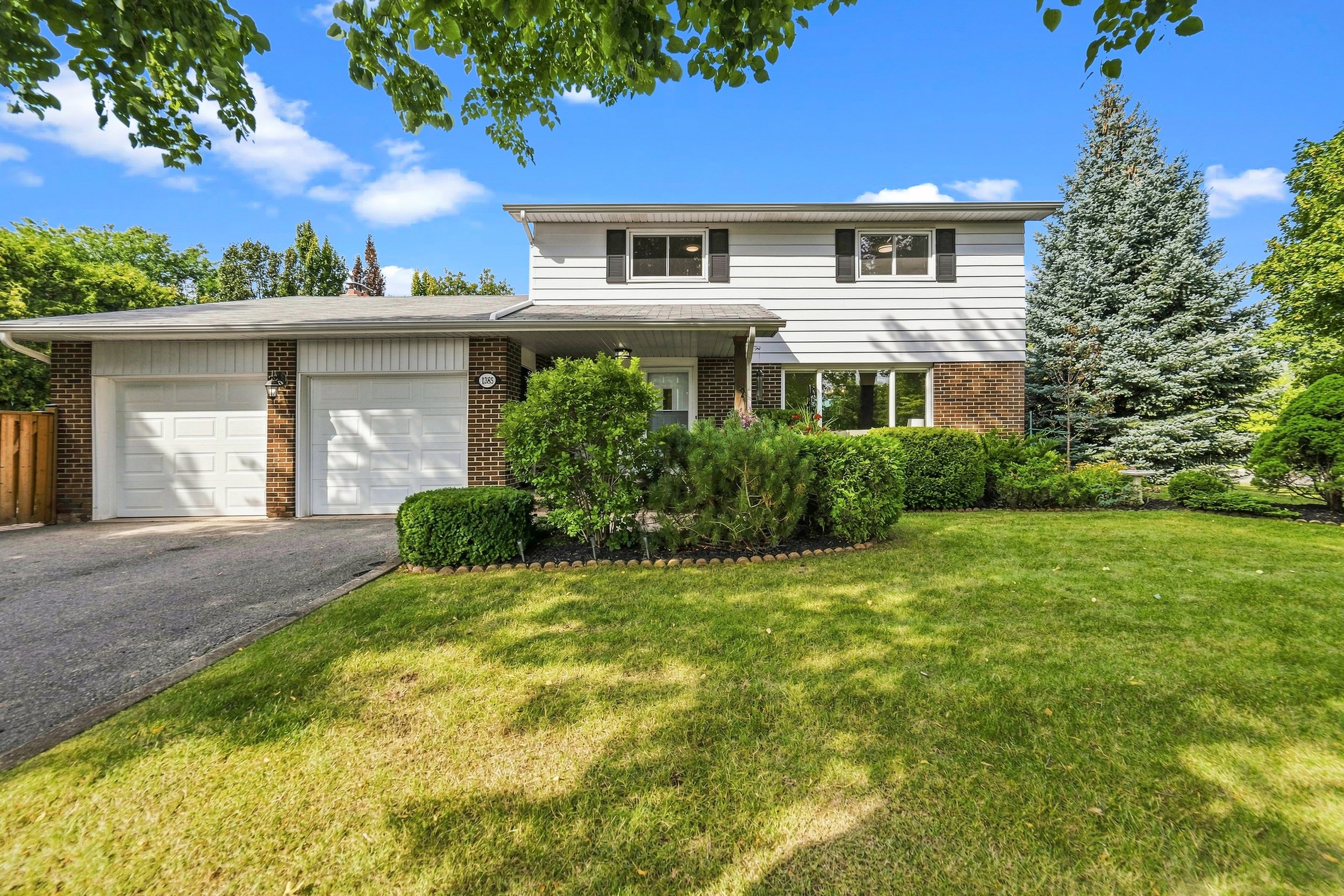 1385 Highgate Court, Oakville ON