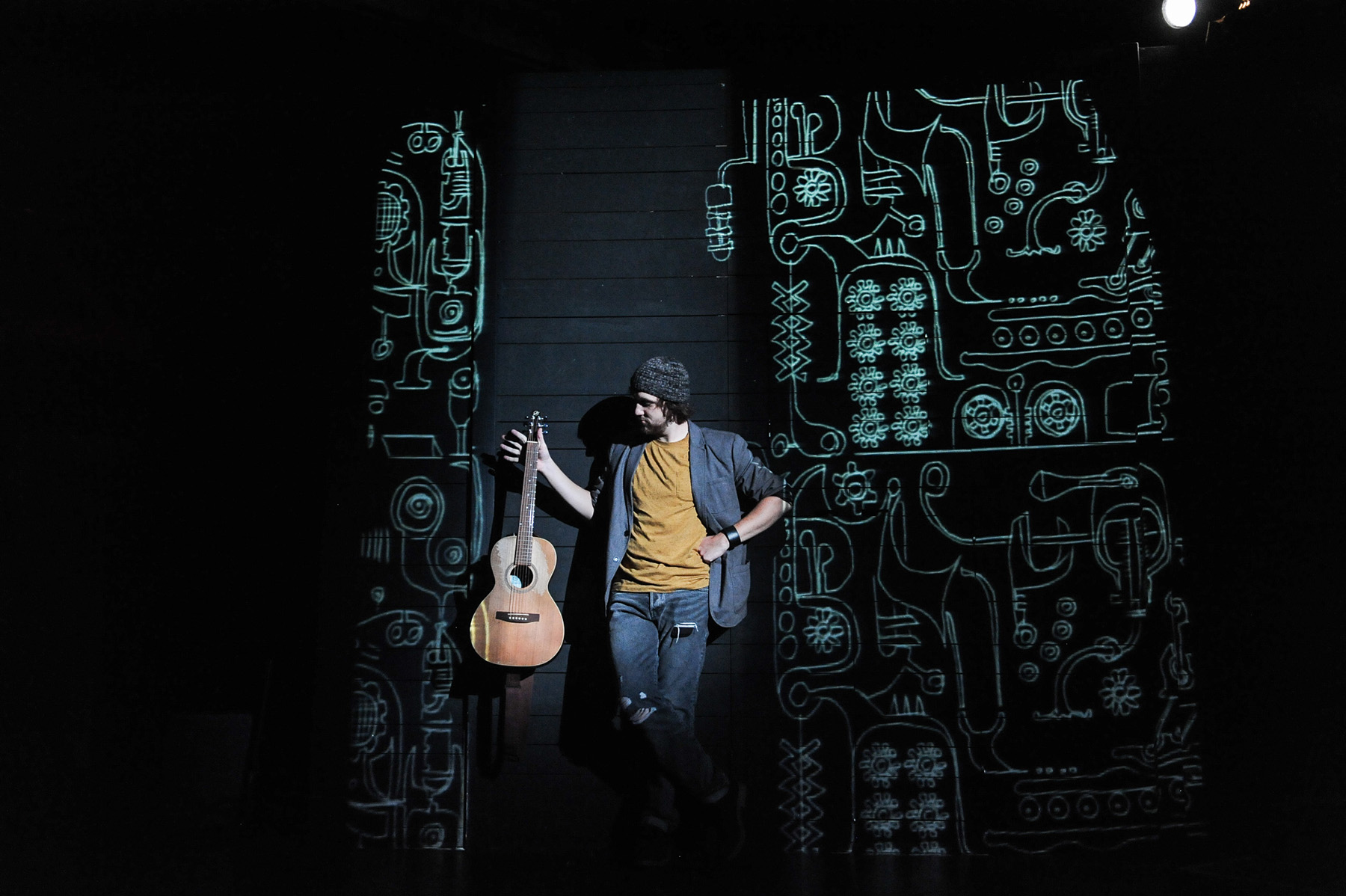 Andrew-Huber-in-Man-Covets-Bird-at-24th-Street-Theatre.-Photo-by-Cooper-Bates..jpg
