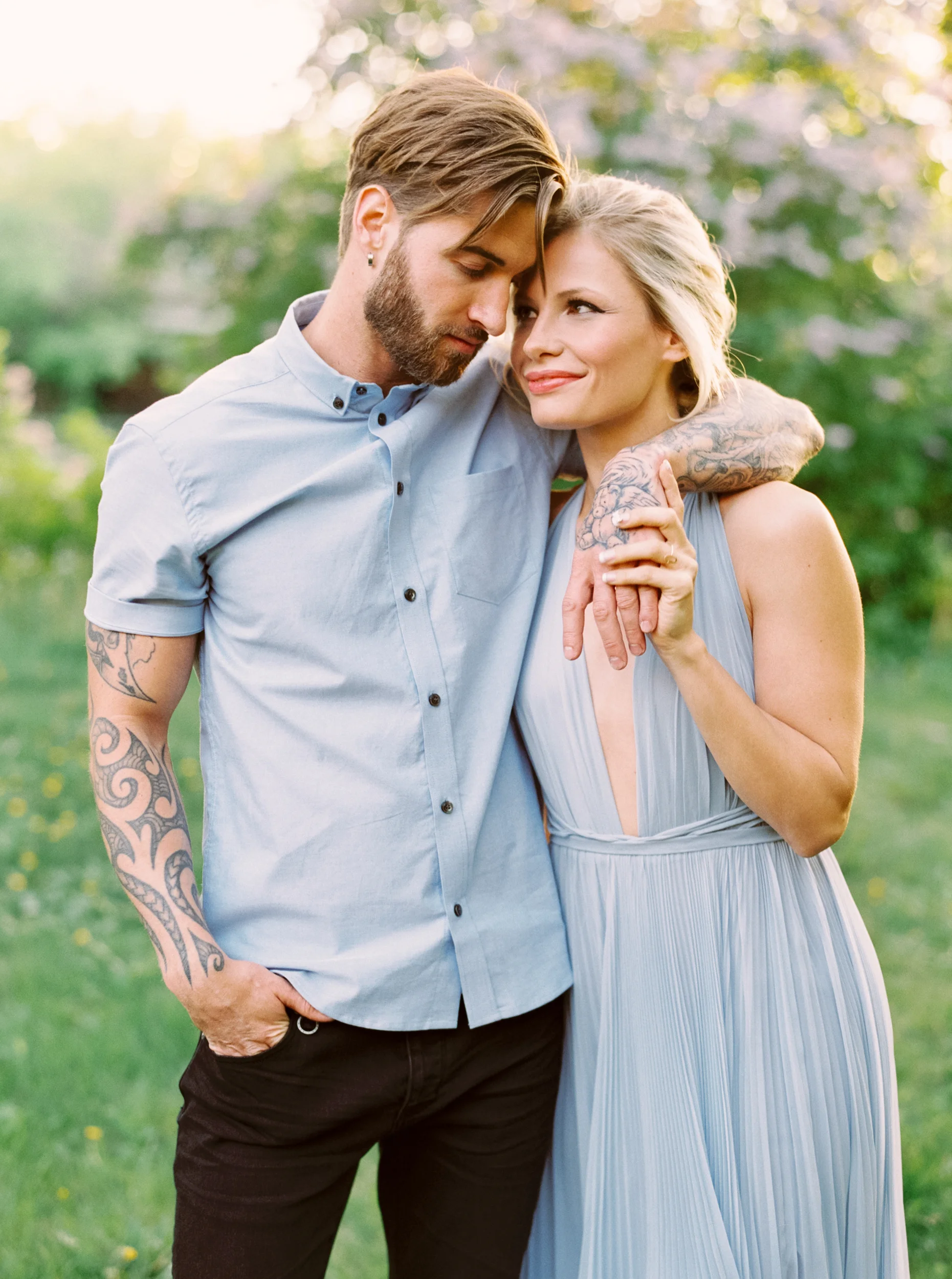Calgary Wedding Photographers | Calgary Engagement Photographer